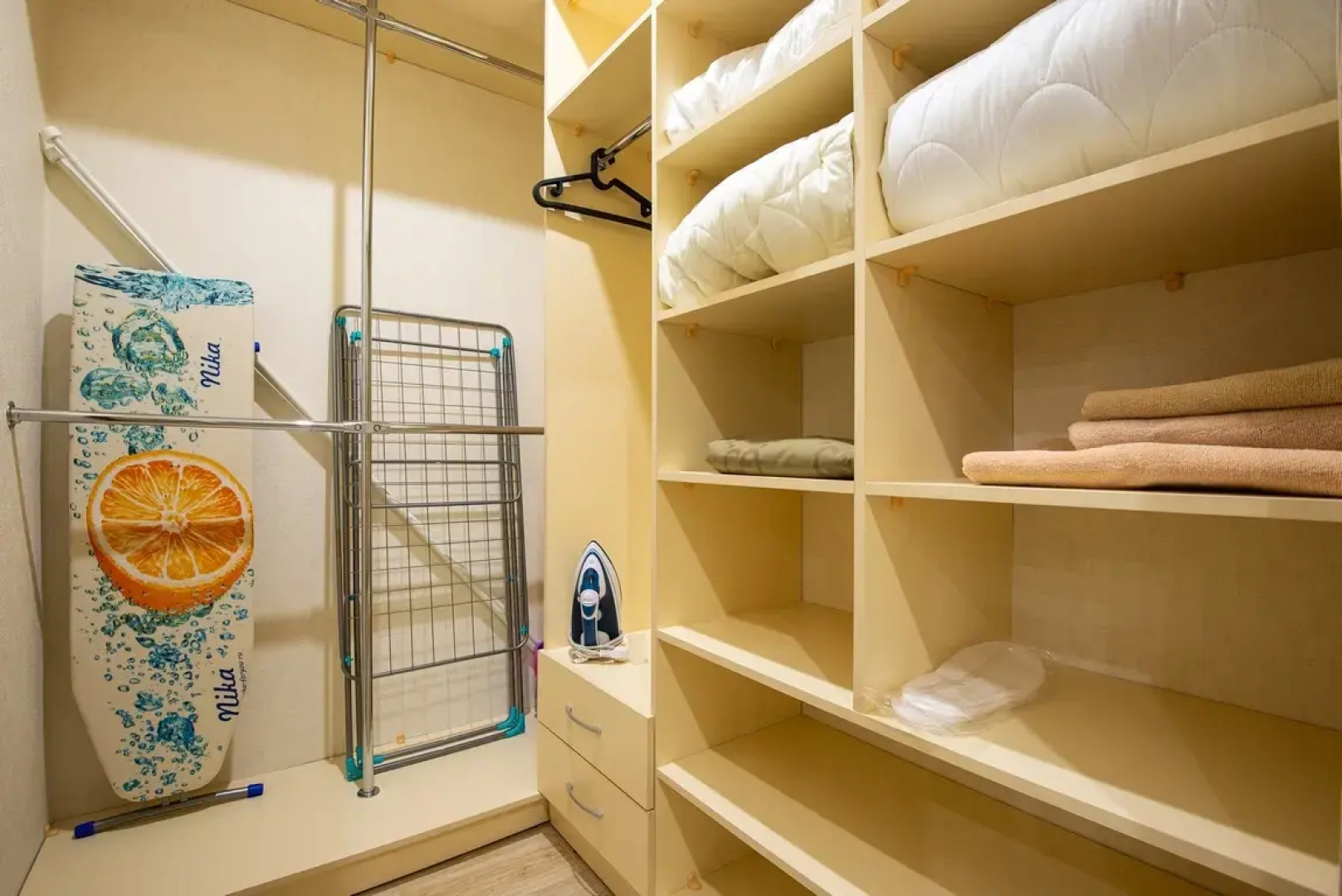 Апартаменты евро2 на Красной в центре города , заселение круглосуточно by Depart Apart