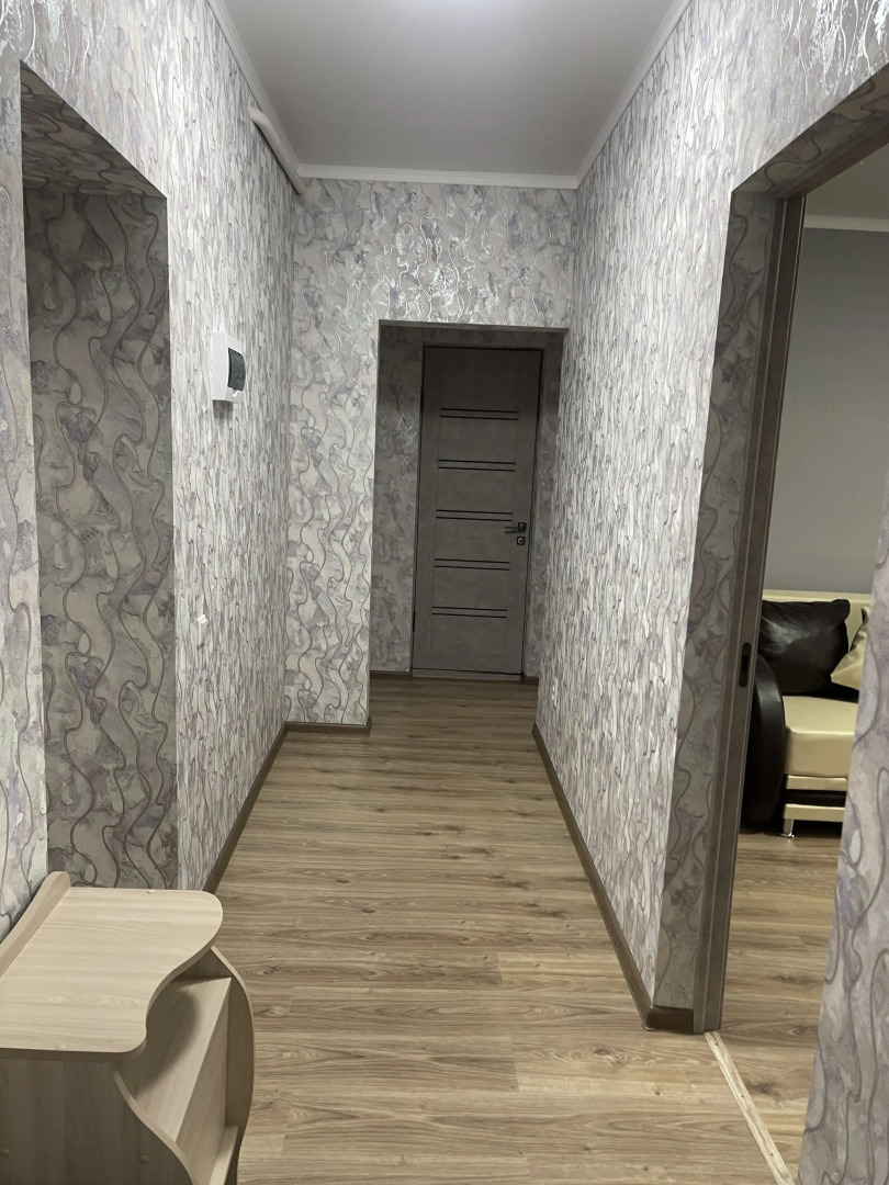 Квартира Двухкомнатная. Ворошилова 8а. 2 этаж