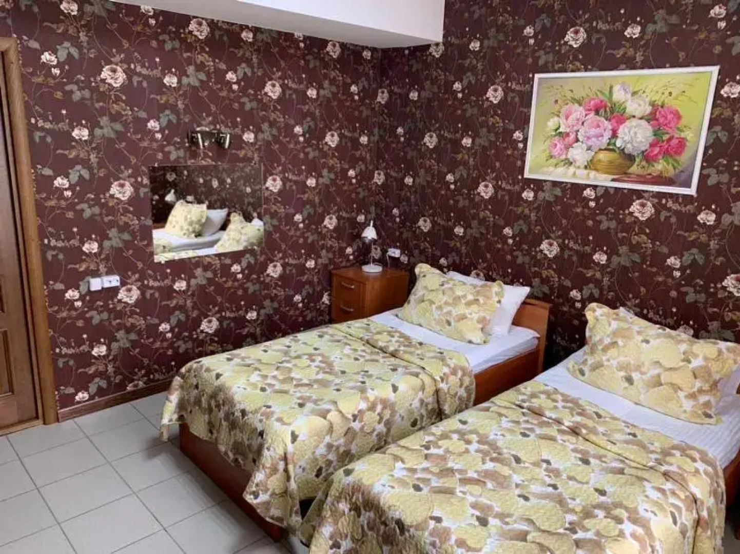 Отель 12 месяцев