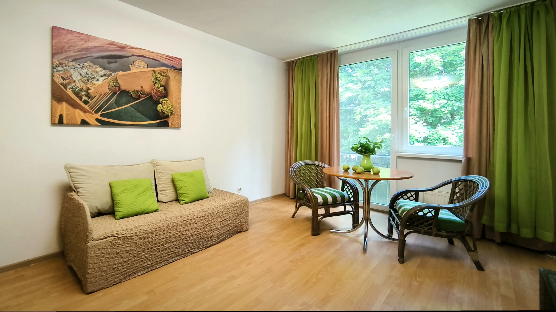 Апартаменты Двухкомнатные Зеленый Двор Беседка Центр