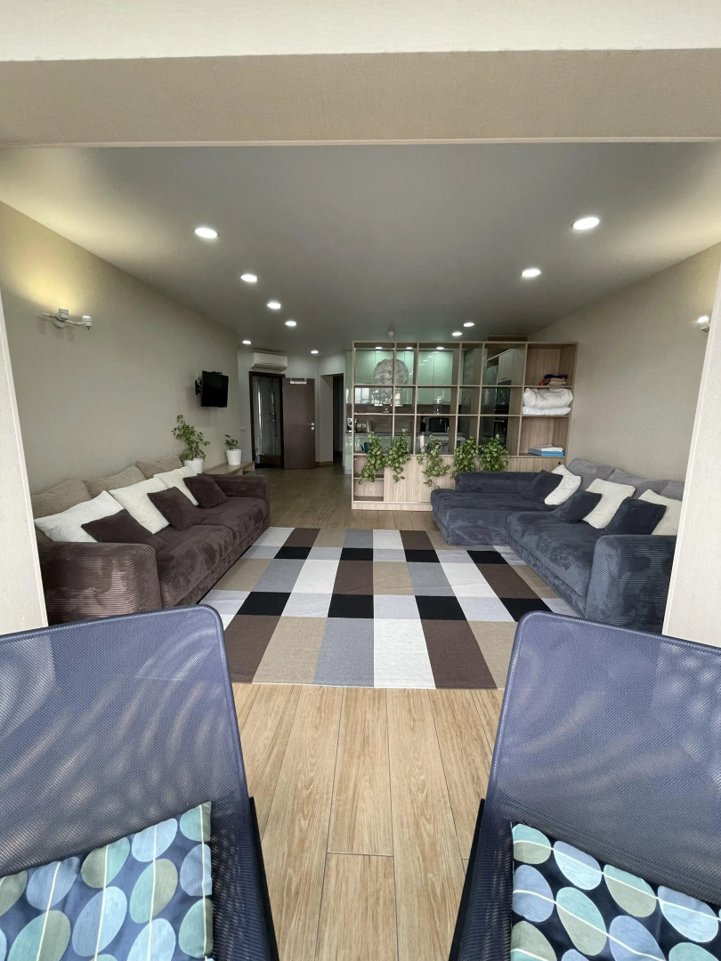 Апартаменты Двухкомнатные в Центре с Панорамным Видом 6 Этаж