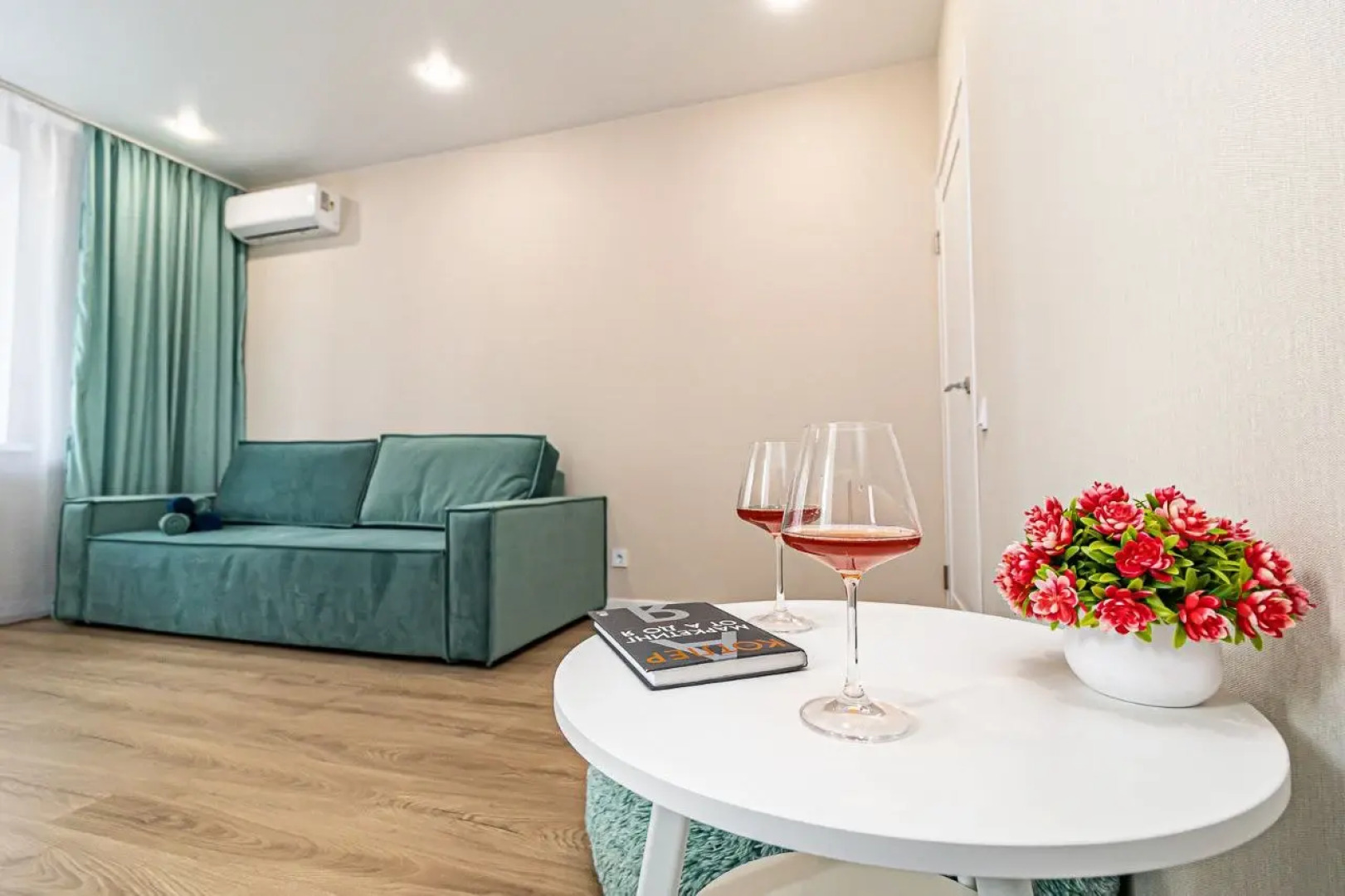 Квартира двухкомнатная