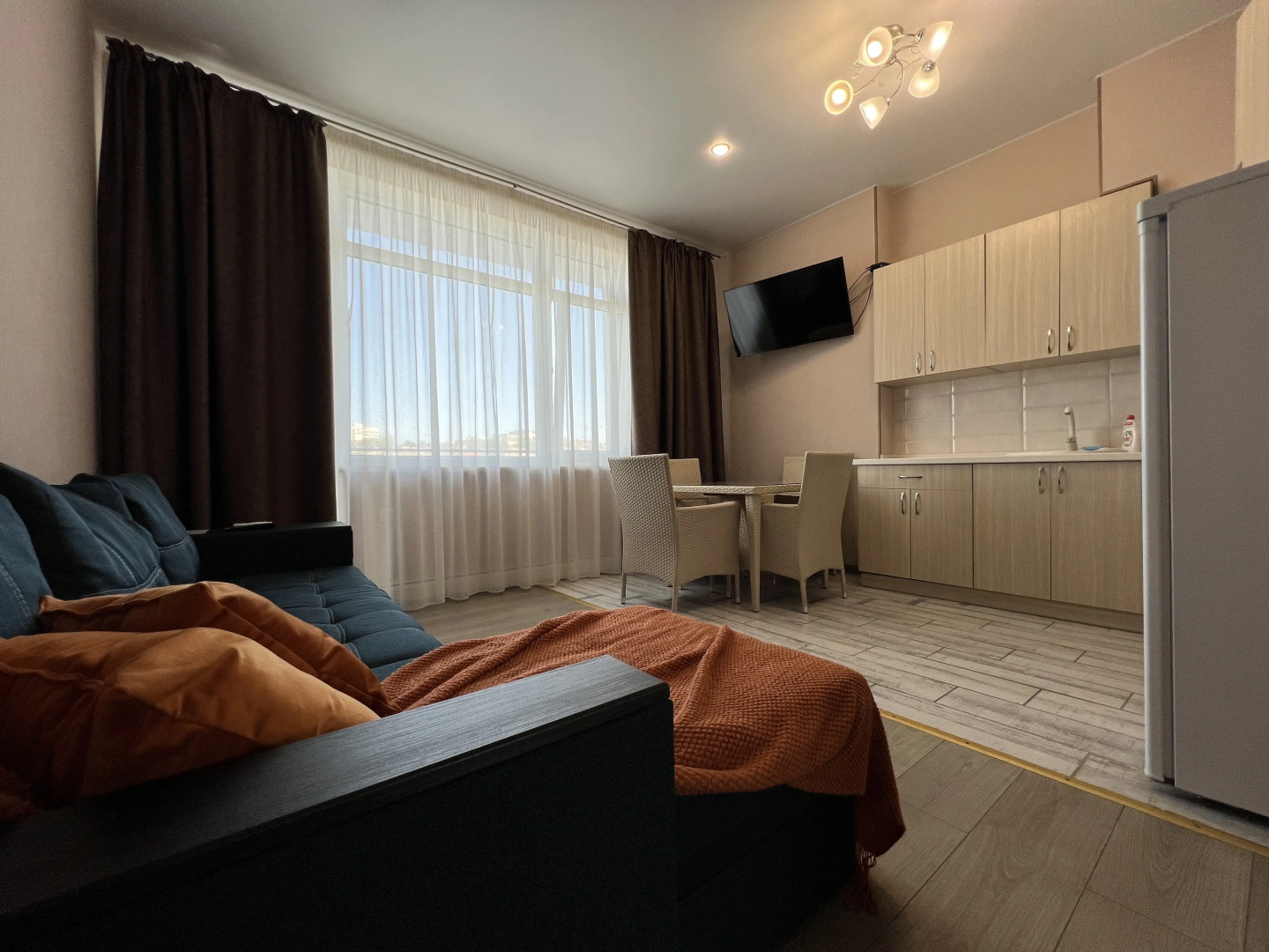 Апартаменты Евро 2-ком  Фадеева 18-23 Севастополь на Набережной