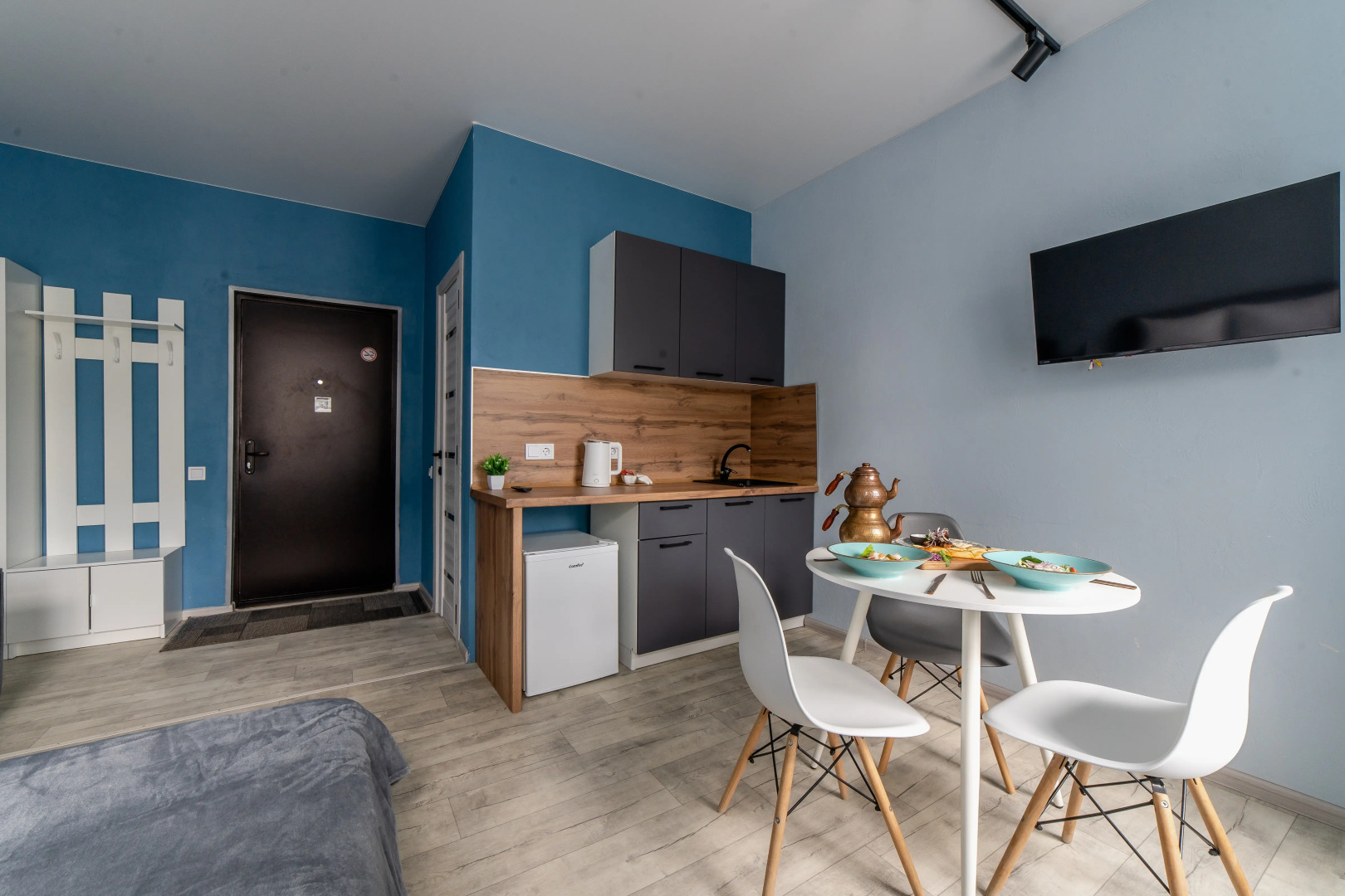 Апартаменты на Покровской Volna №5