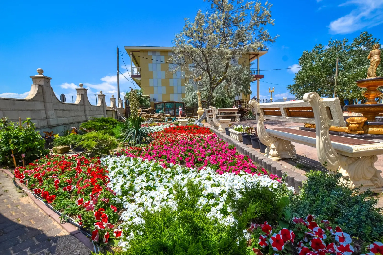 Отель Посейдон