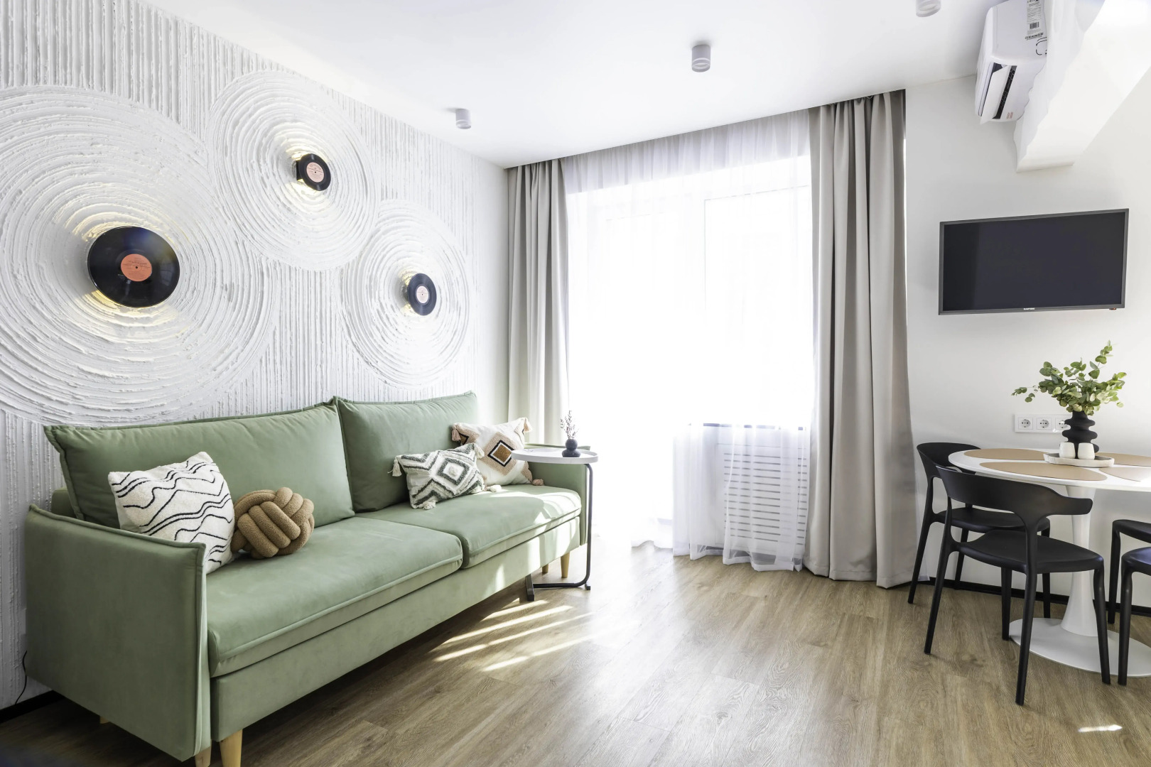 Апартаменты на 1-м Монетчиковском переулке 8