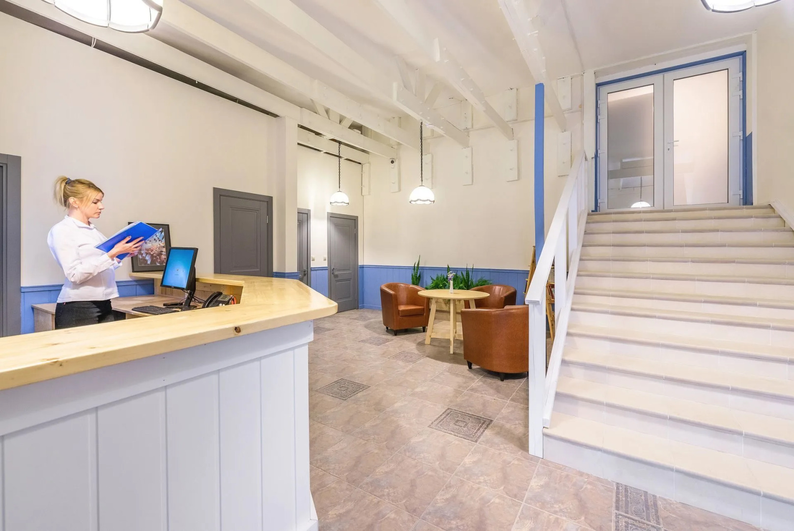 Отель Riverside