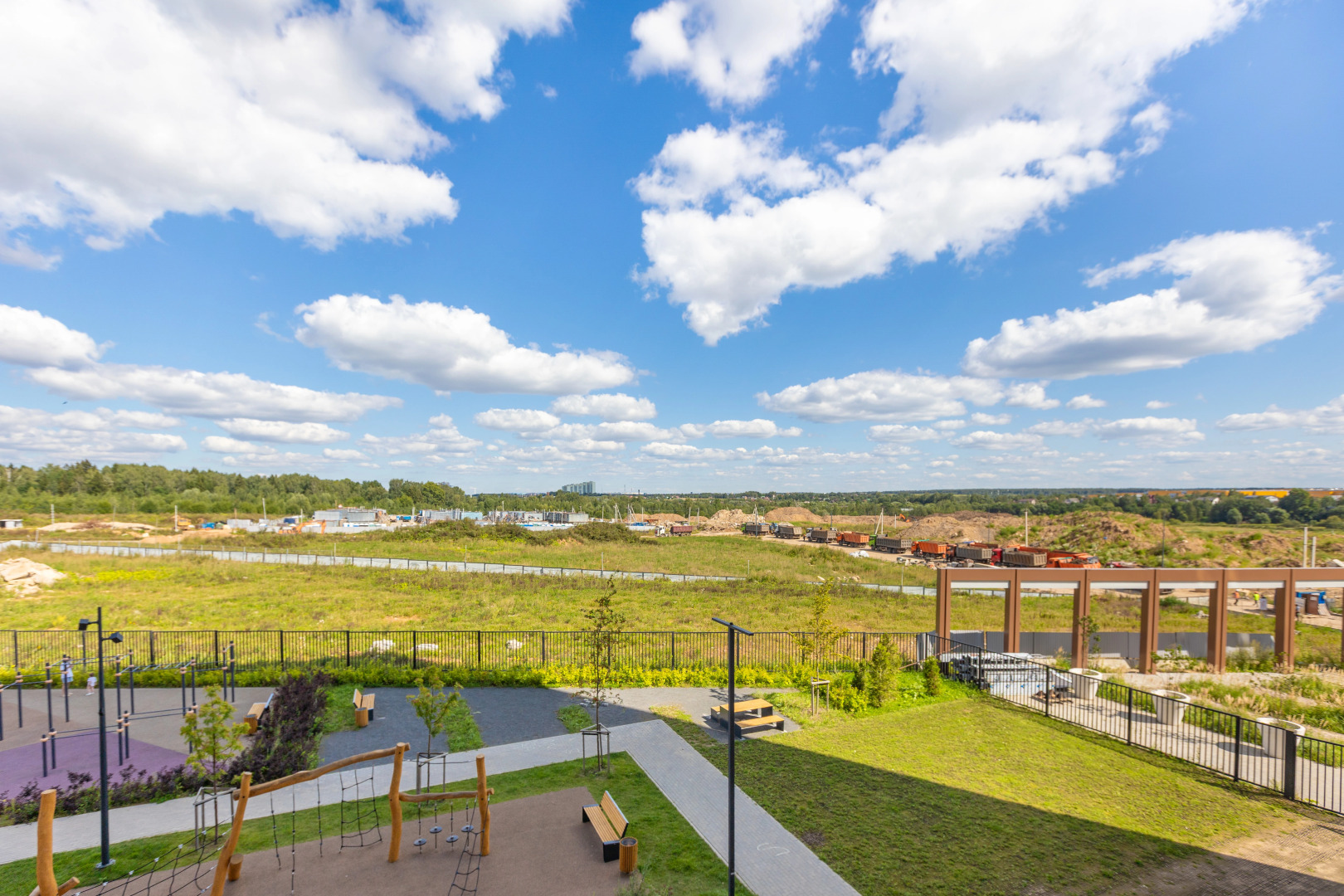 Квартира Евро 2-к Изумрудная долина