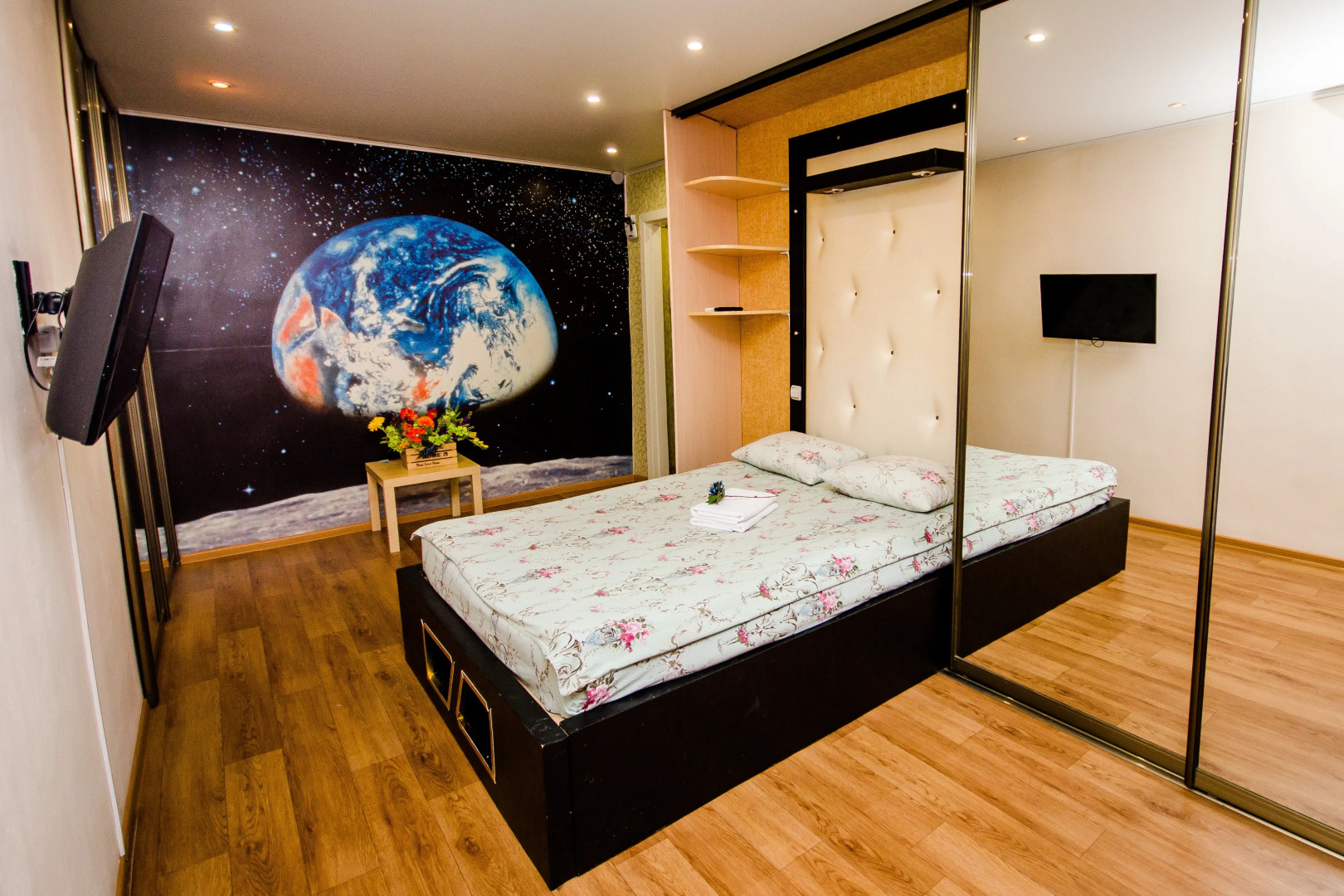 Апартаменты Квартирный Вопрос на Курчатова 30