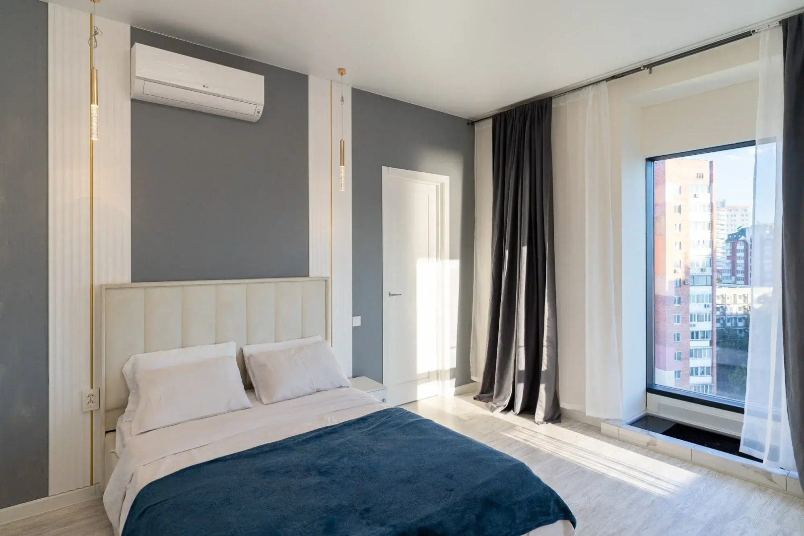 Апартаменты Азимут VIP 1