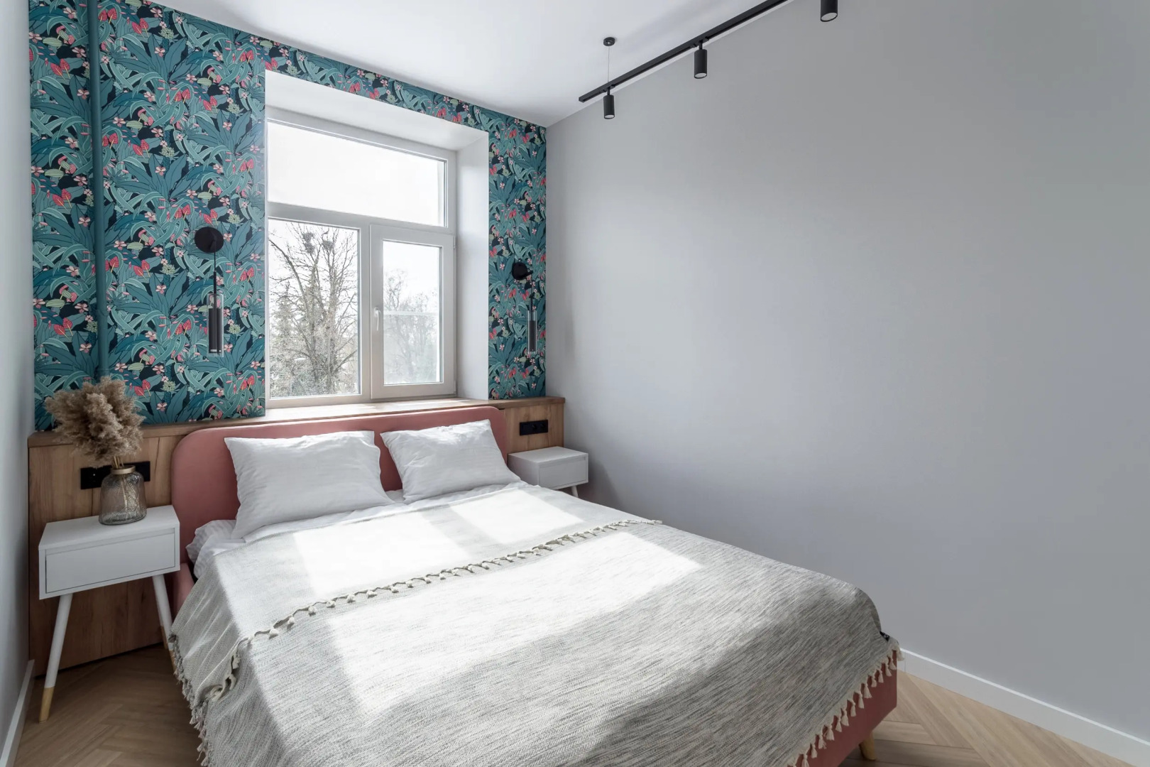 Квартира Lovely Apartment with the View on the Park and the Church