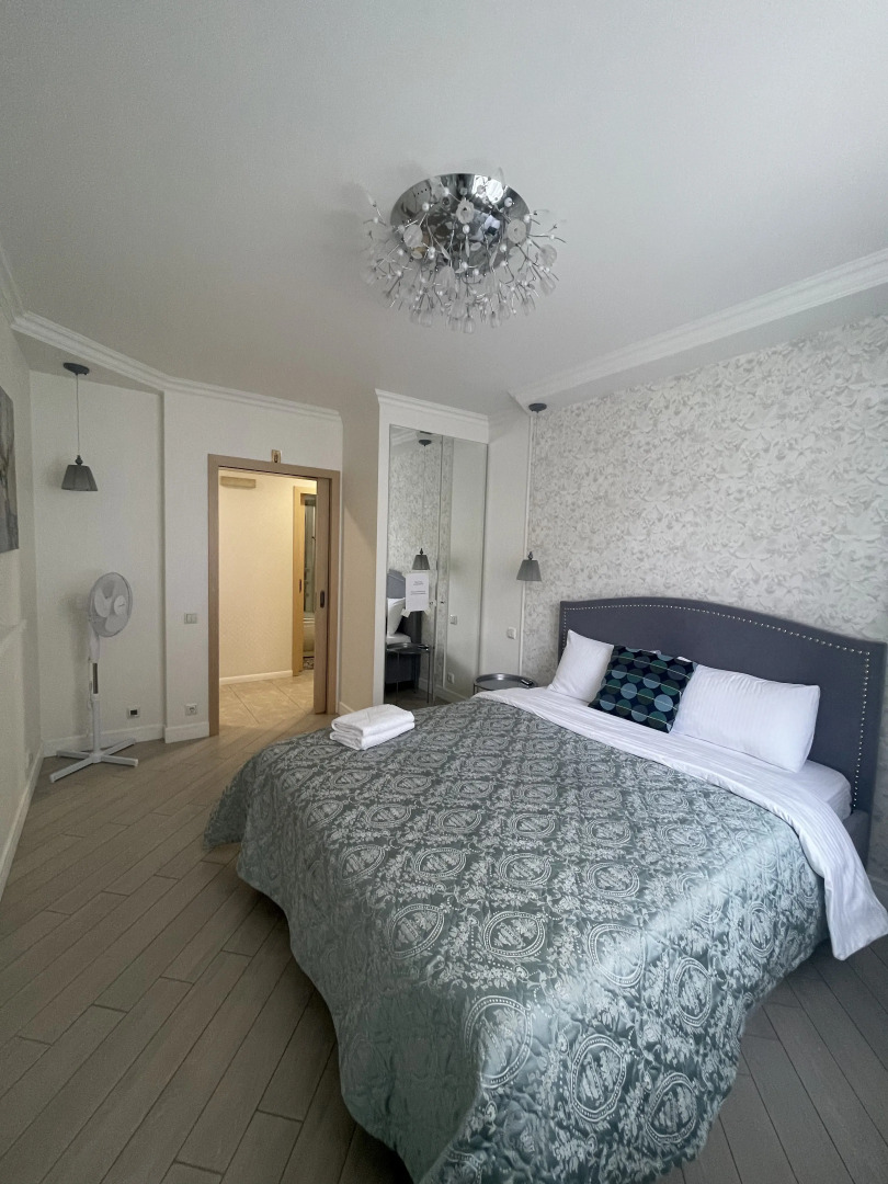 Квартира с 3 спальнями на Парнасе