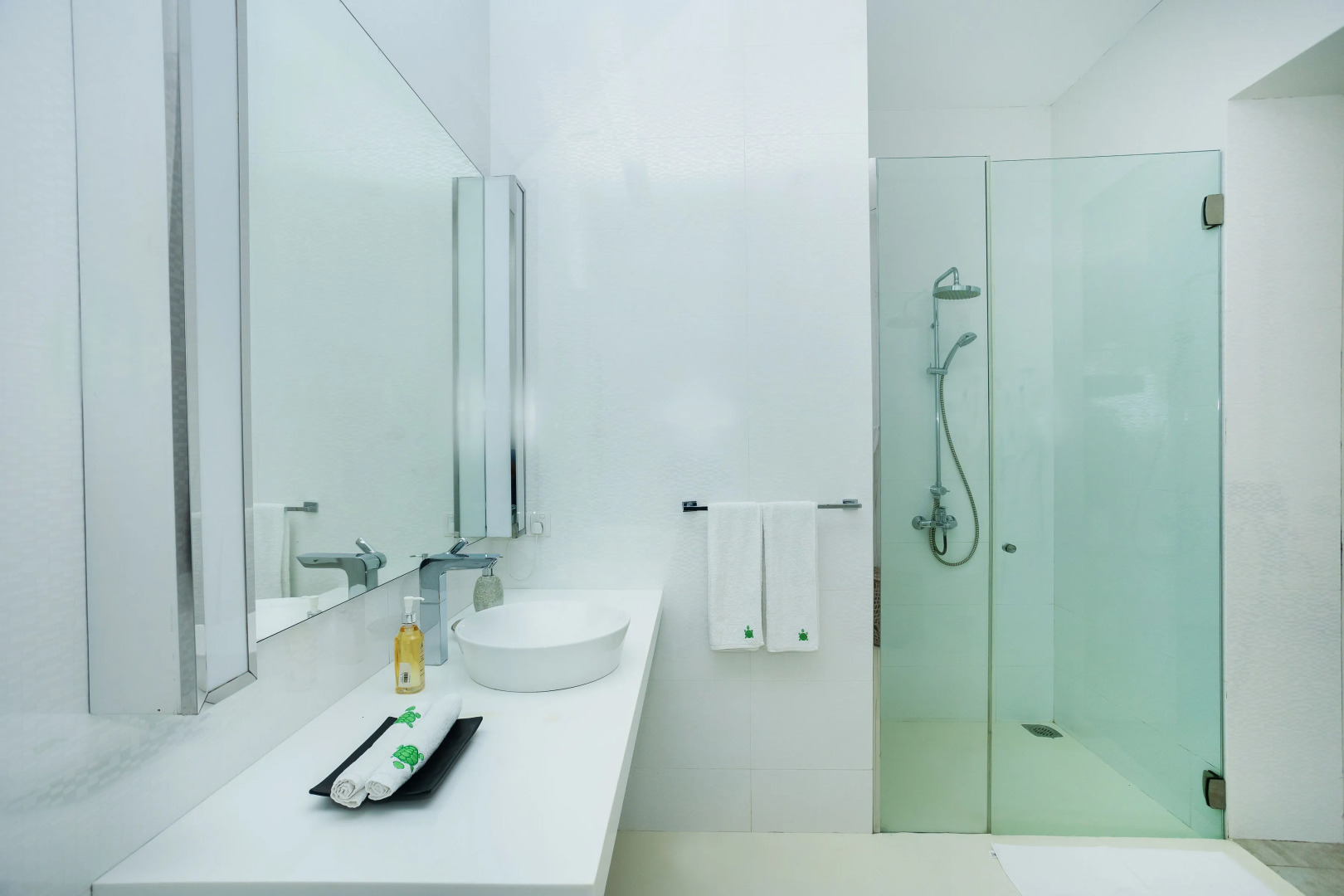 Вилла Green Turtle Villa by The Serendipity Collection