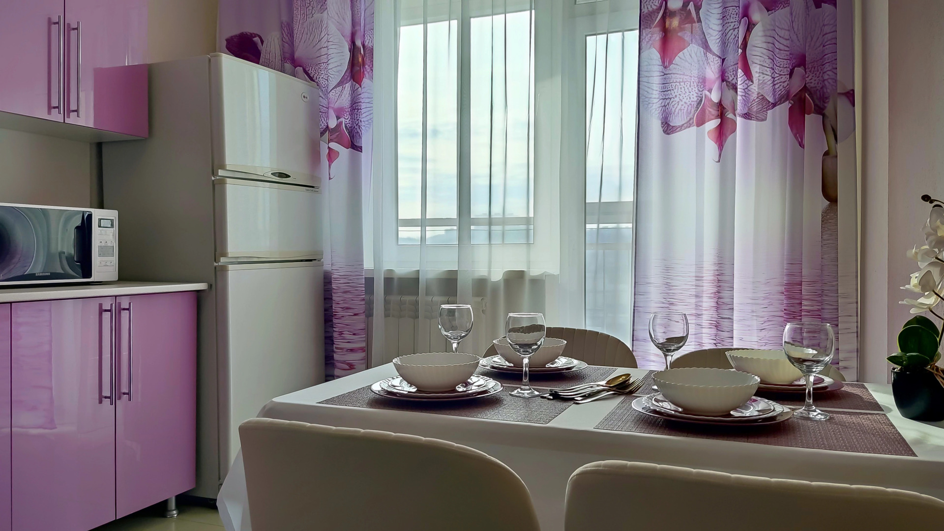 Квартира Двухкомнатная BaileVida rent на Гвардейском