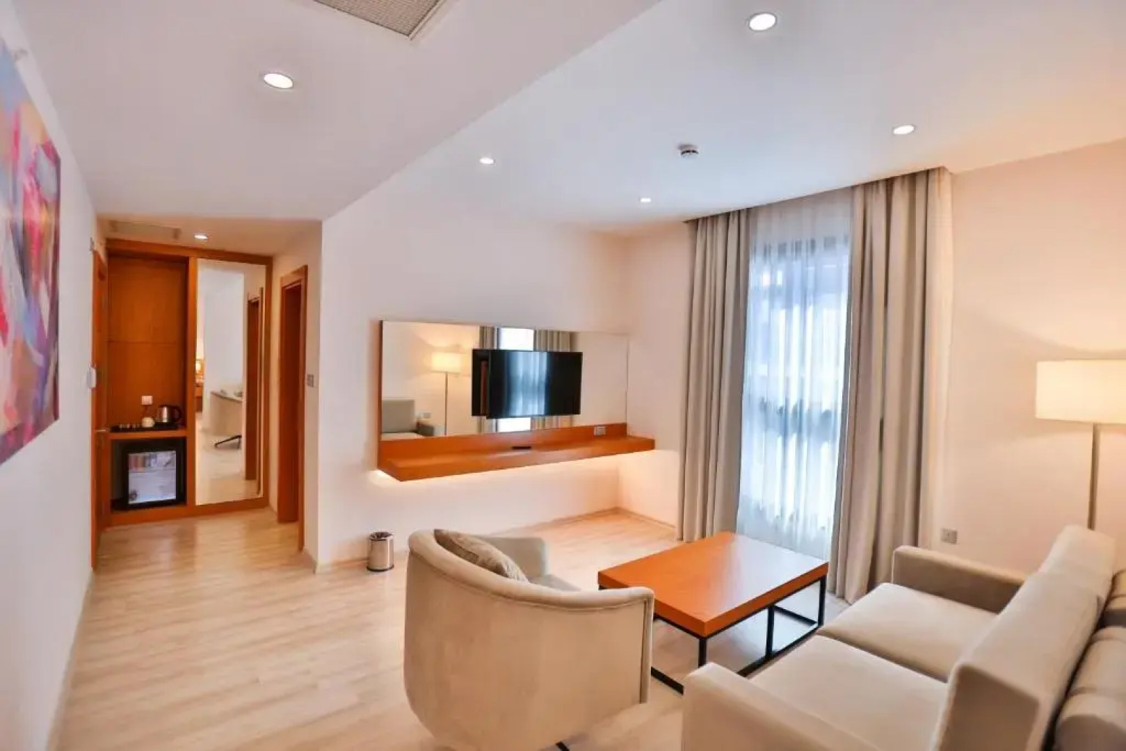 Отель Caddemm Inn