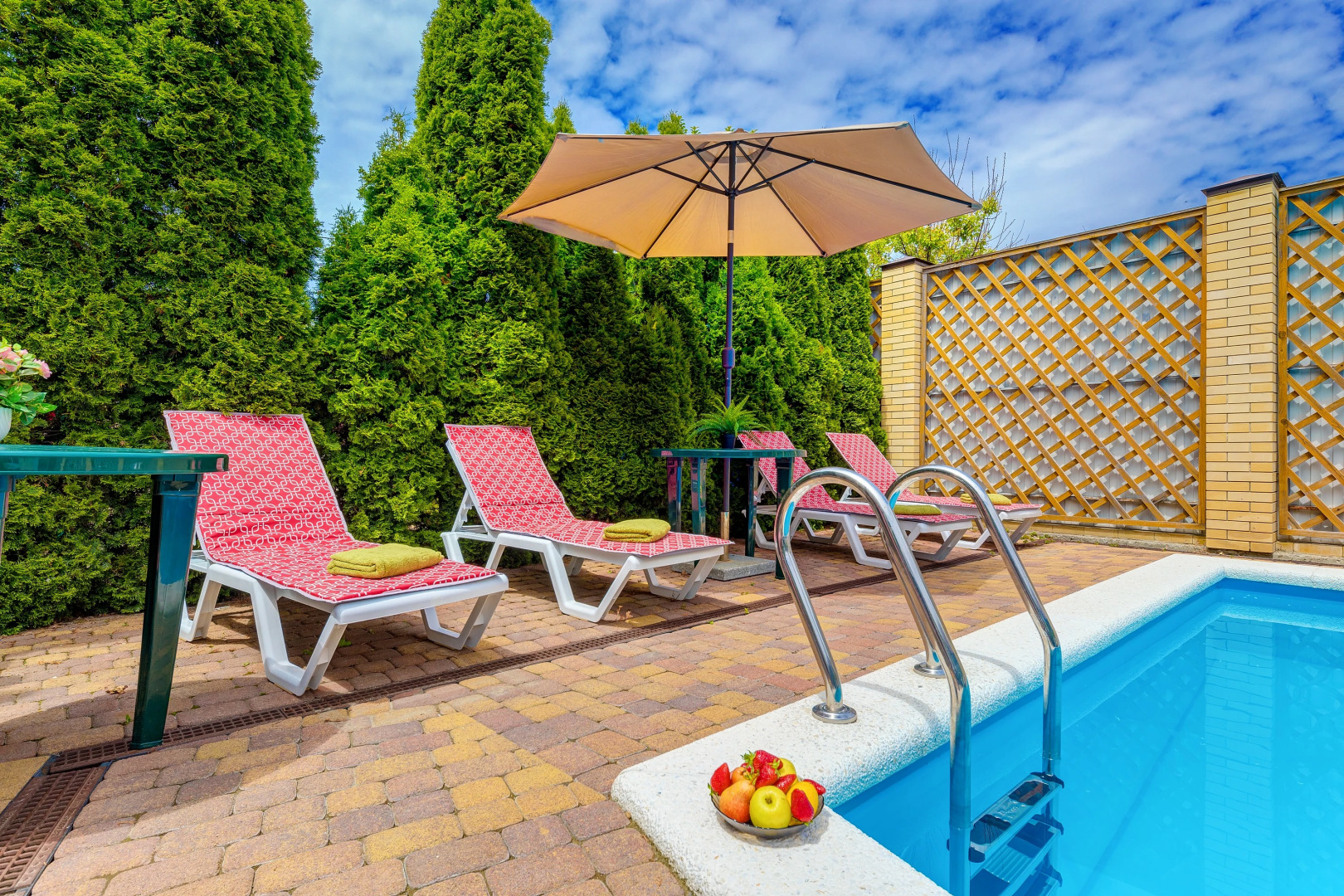 Отель Ашамба