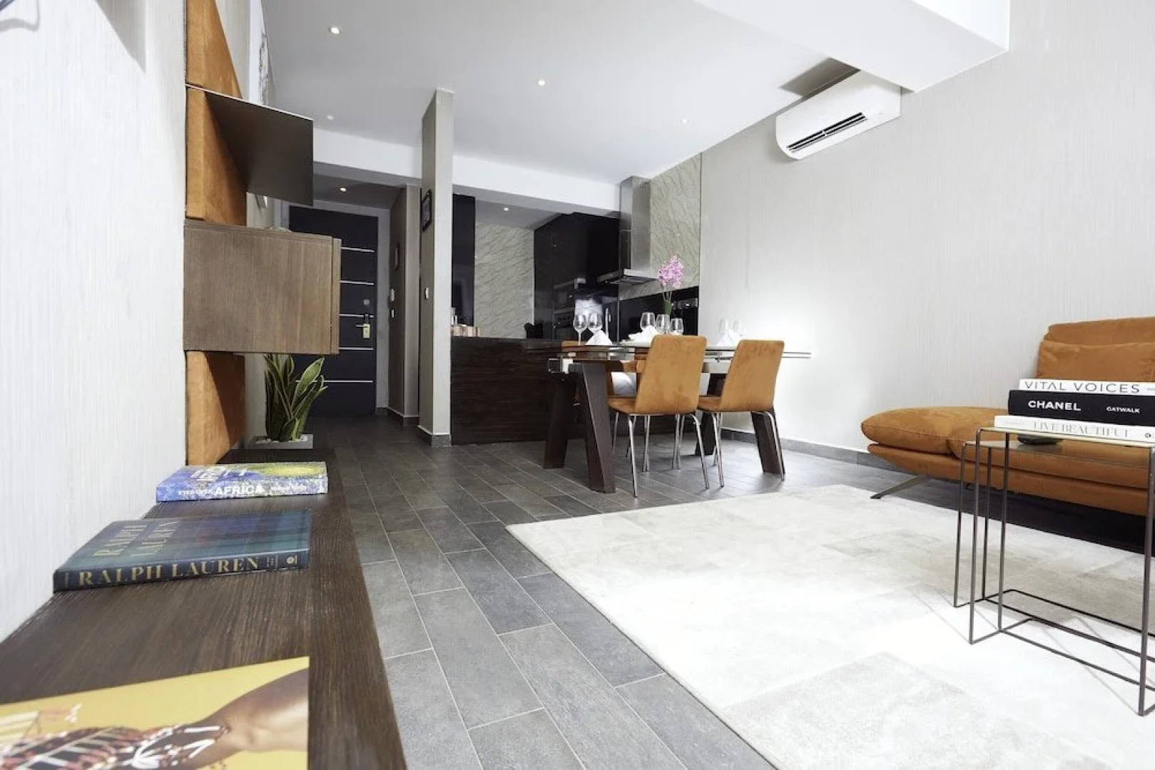Отель Bel Air Crest Hotel & Suites