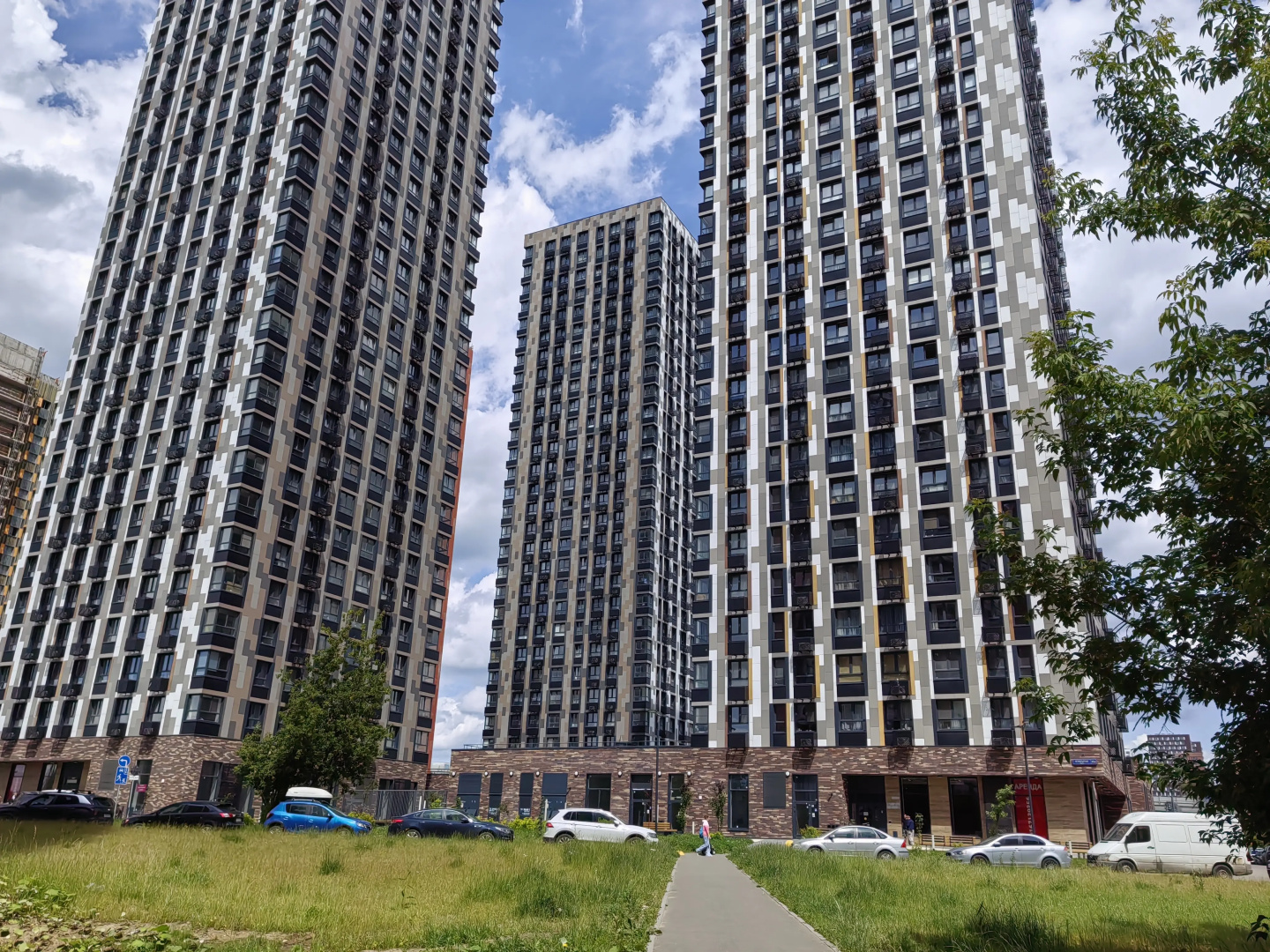 Квартира Яркая студия в 4 минутах от метро. Бесконтактное заселение