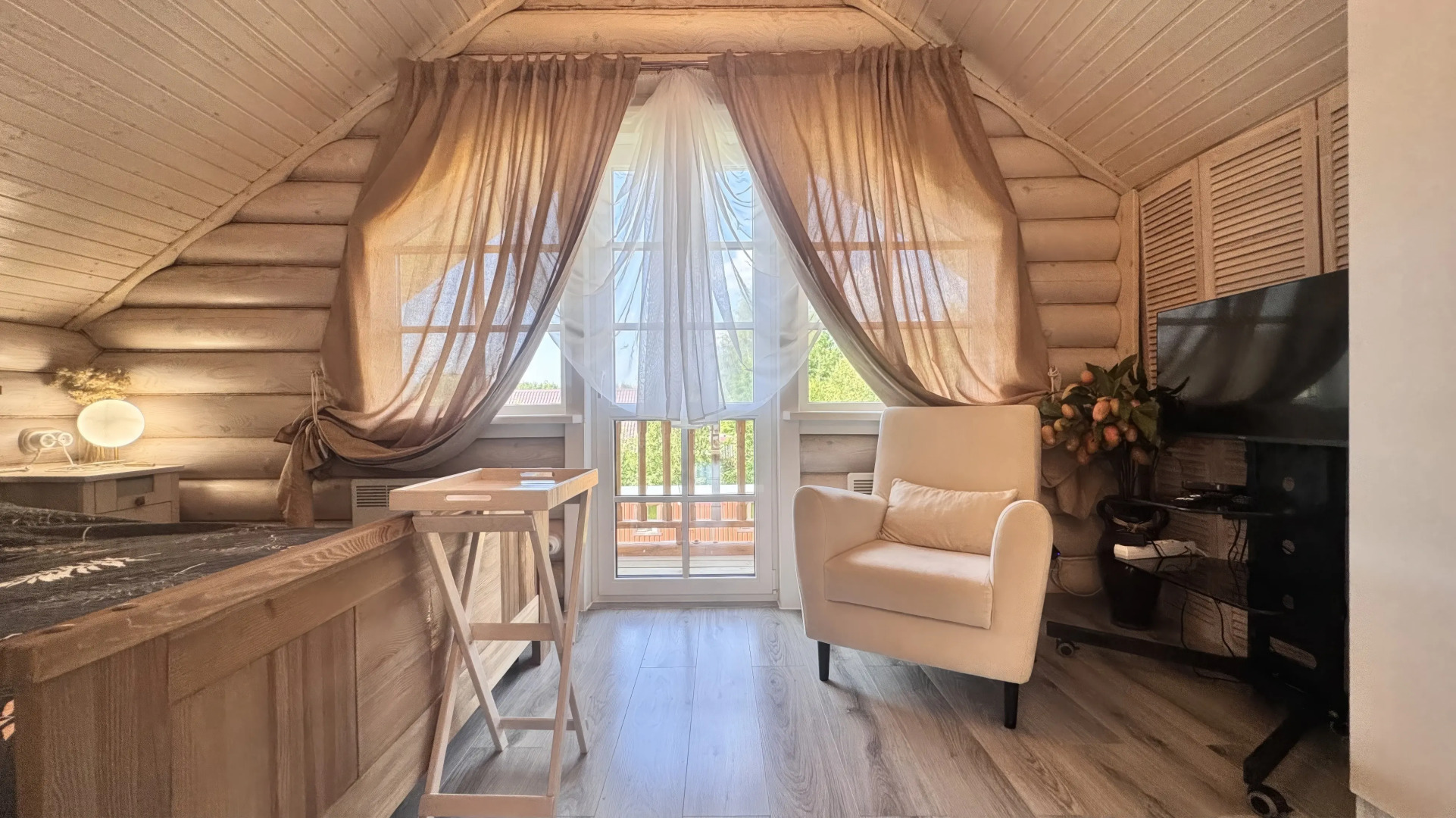 Частный дом Усадьба "Ладожские этюды" у подножия горы Хийденвуори