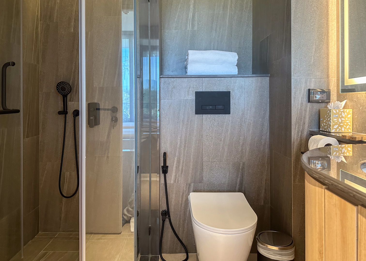 Отель La Green Hotel & Residence Пхукет