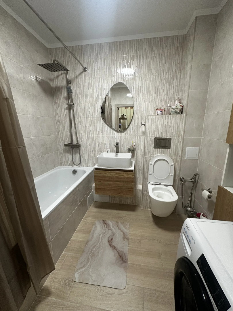 Квартира Уютная большая студия в новом ЖК