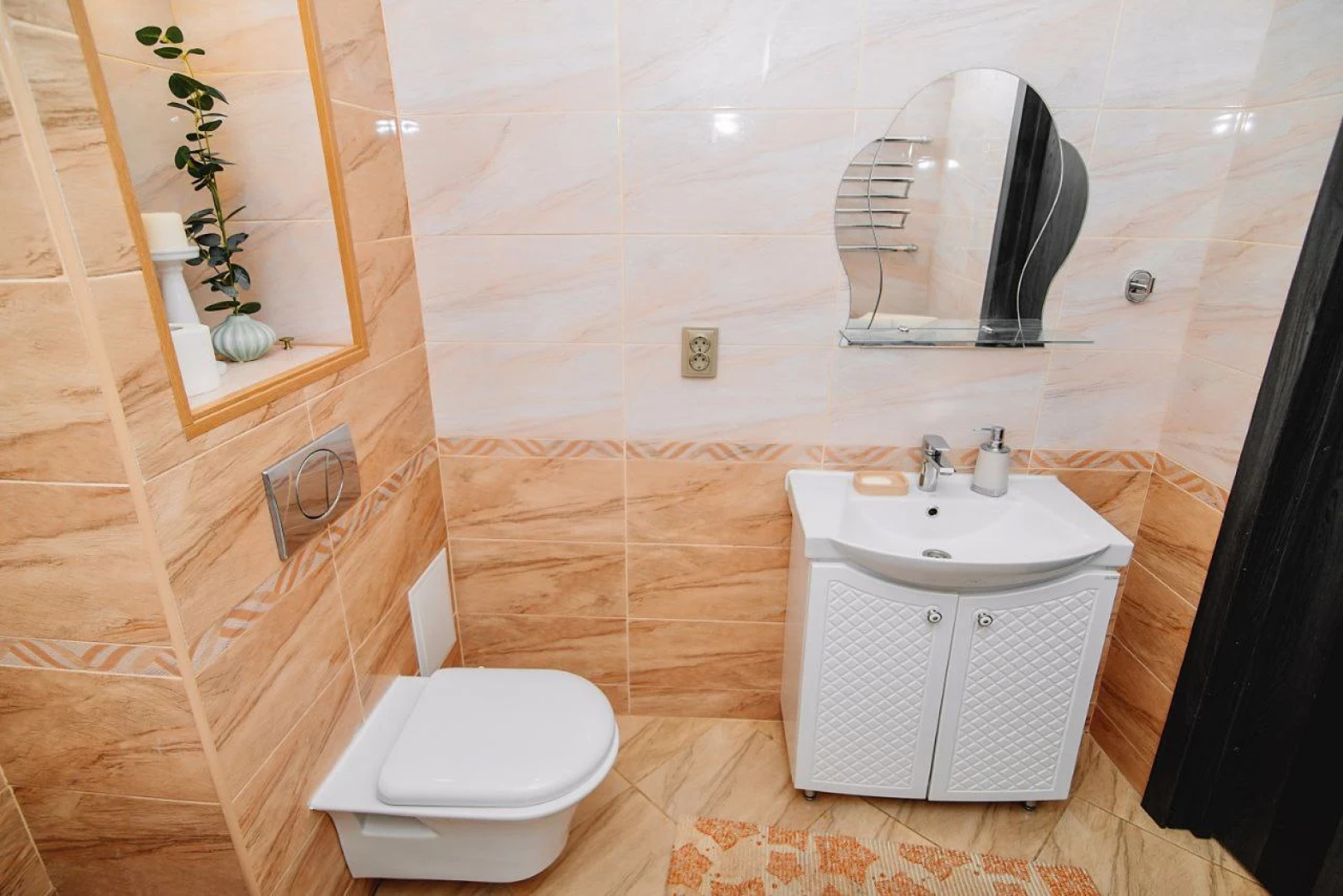 Апартаменты Апрель на Брестской