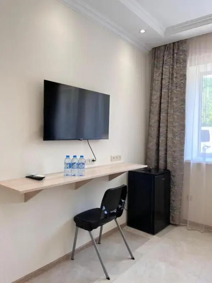 Отель Oasis Hotel Kapan