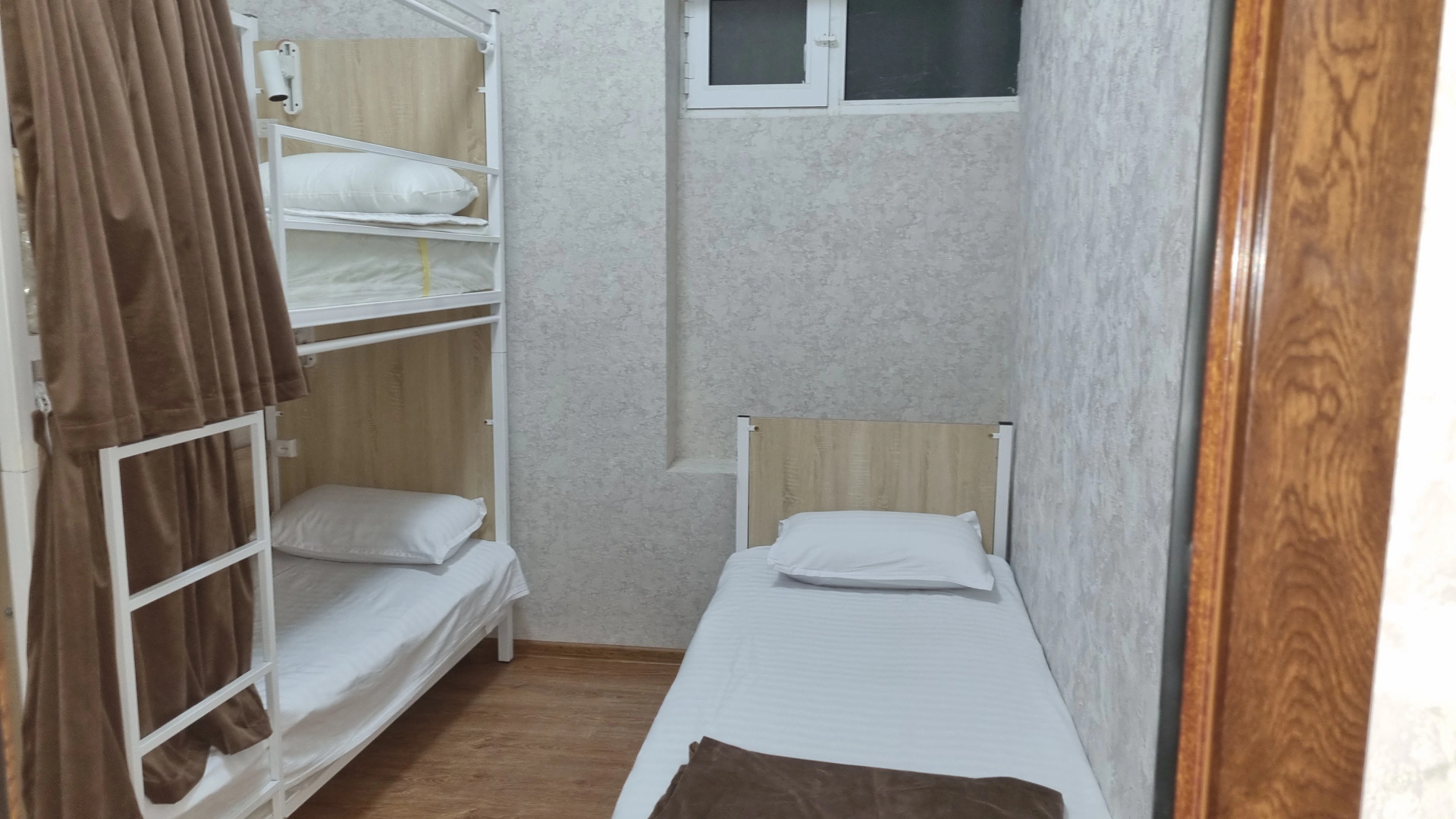 Хостел Muborak