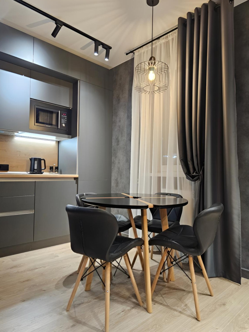 Апартаменты Уютная Квартира в Стиле Лофт с Видом на Горы