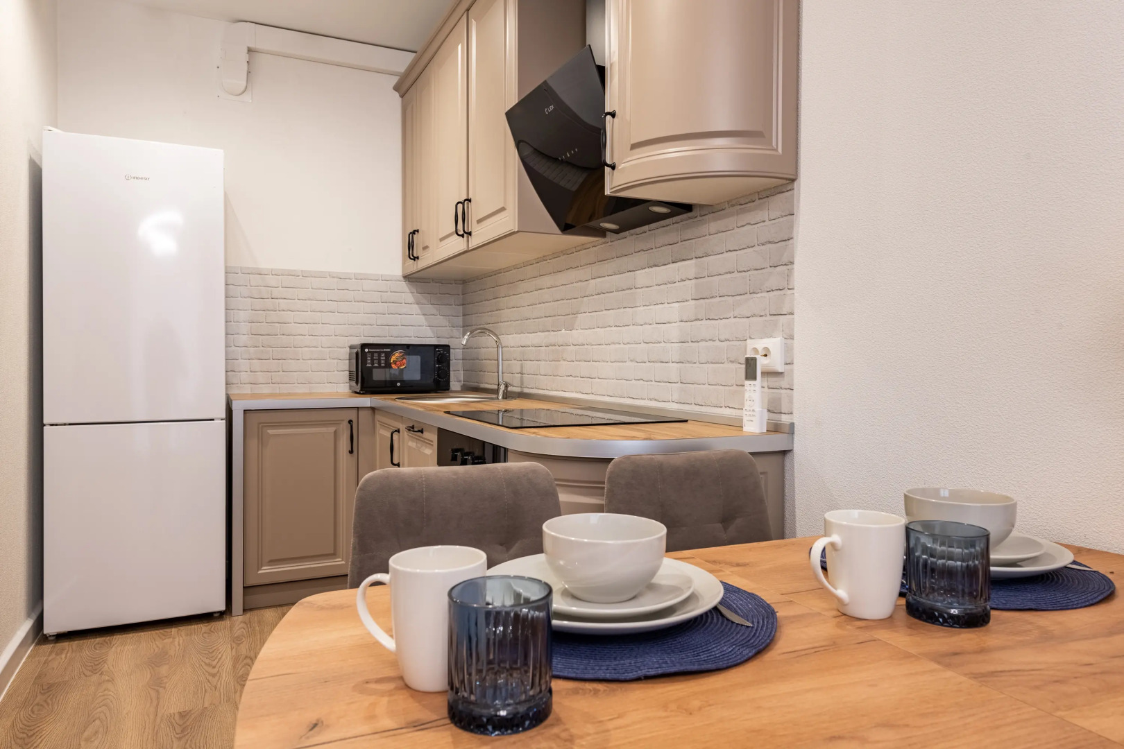 Квартира Наглый Диван