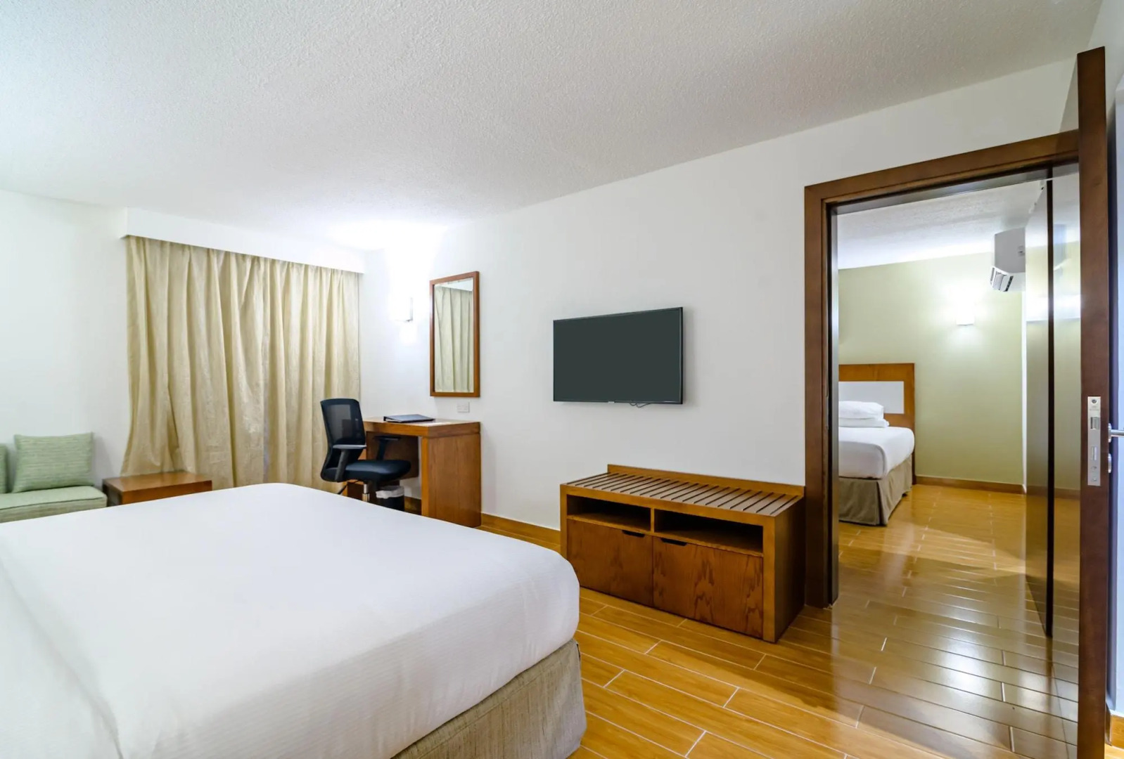 Отель Dhafra Beach