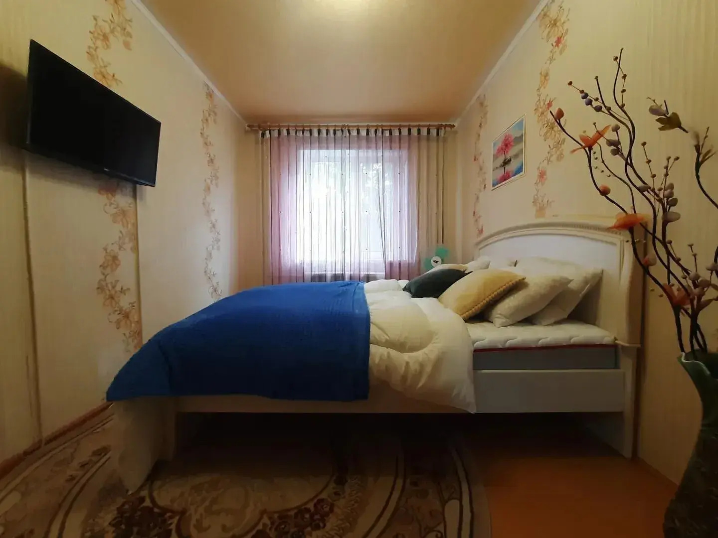 Квартира 1-й Микрорайон 8