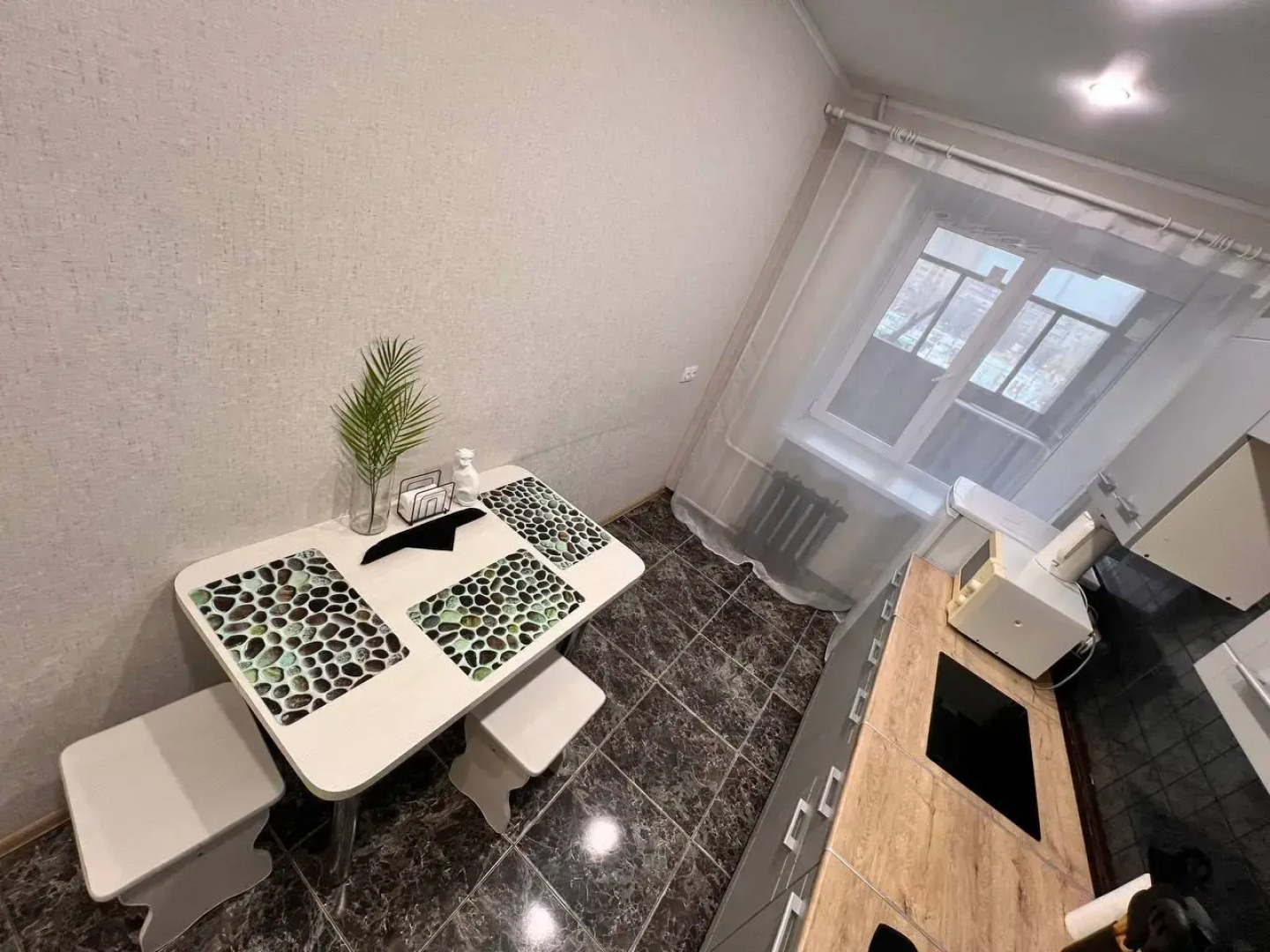 Апартаменты Драмтеатр Республики 92