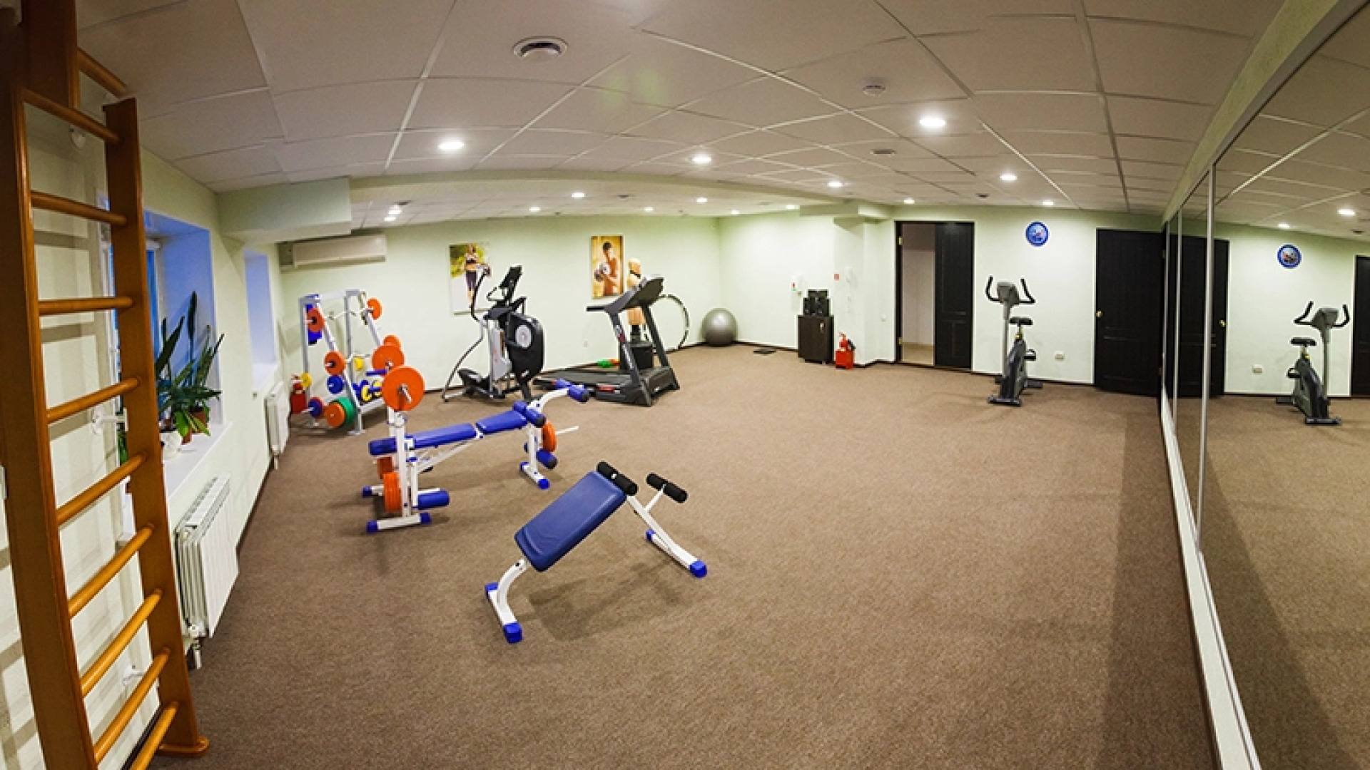 Отель Бизнес-отель Космос