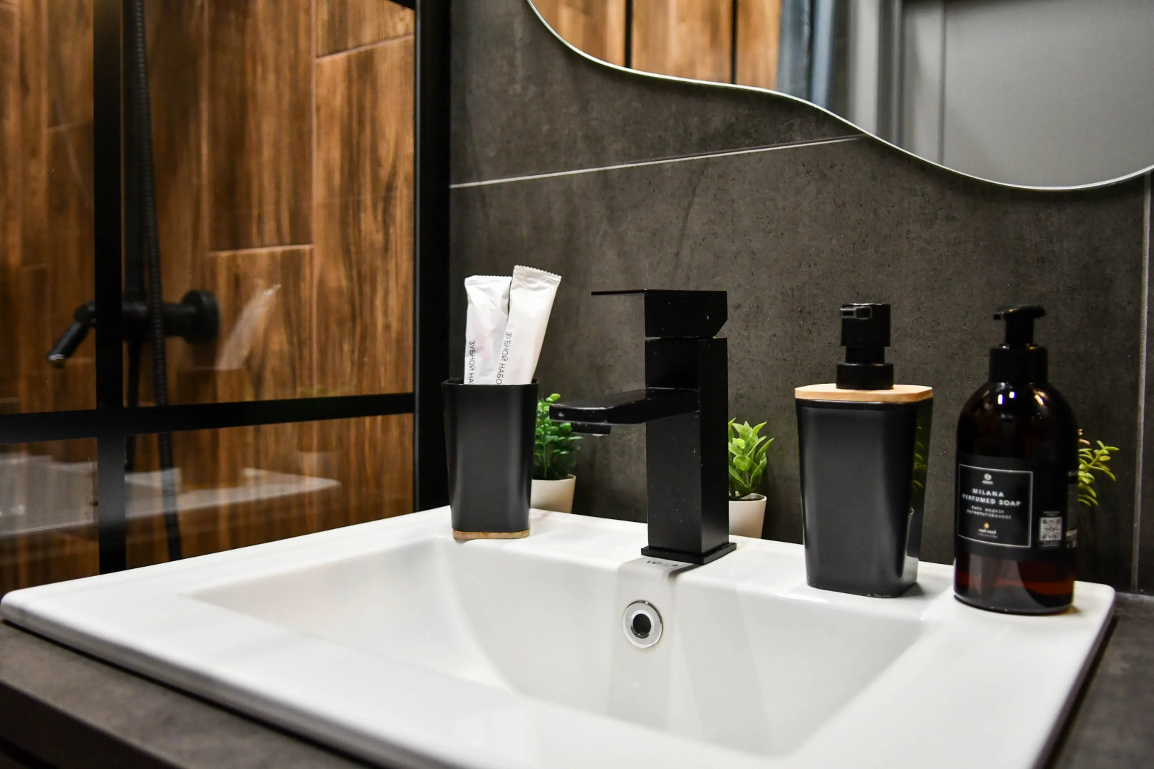 Апартаменты Элитный Комплекс Метрополис Напротив МВДЦ Сибирь