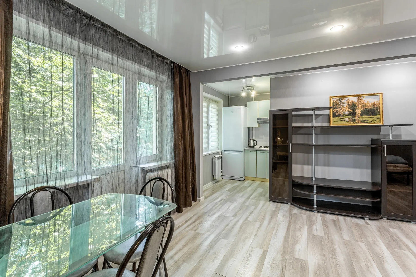 Квартира Шикарная двухкомнатная в центре города