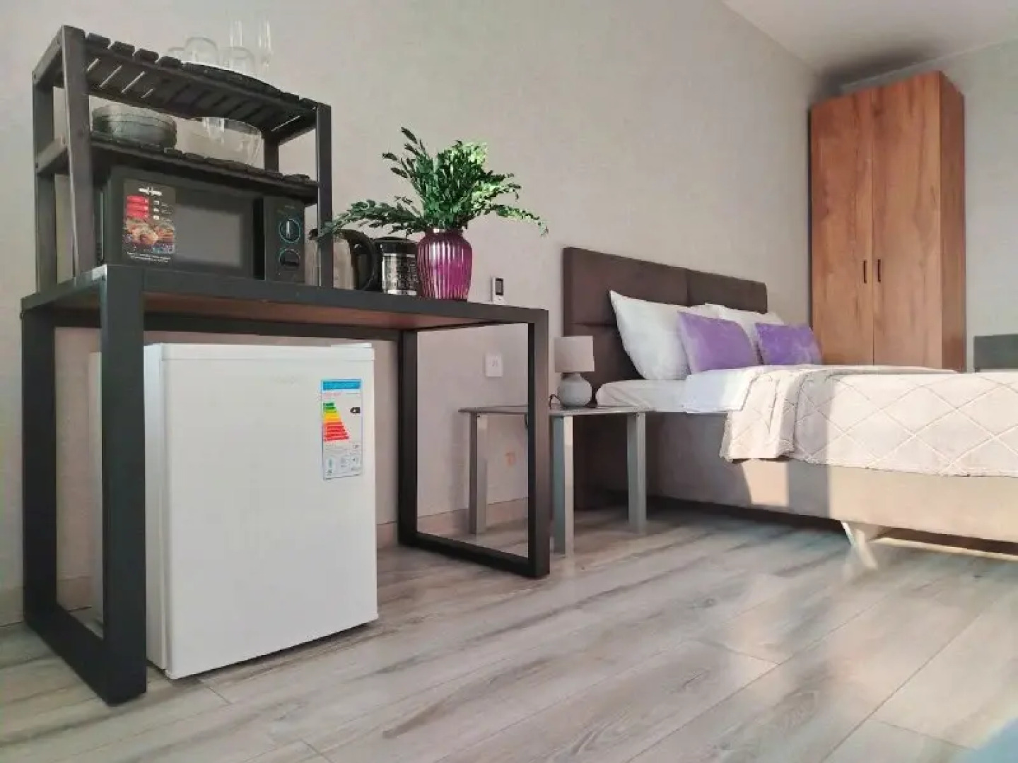 River House Apartments