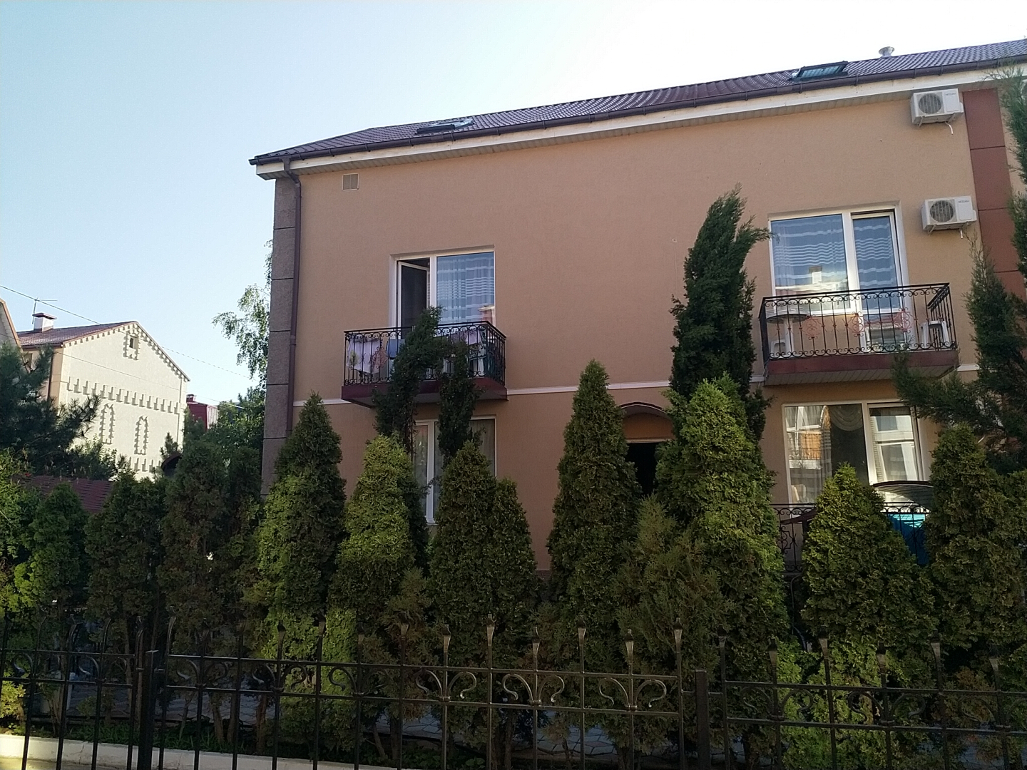 Мини-Отель ДельфиниЯ