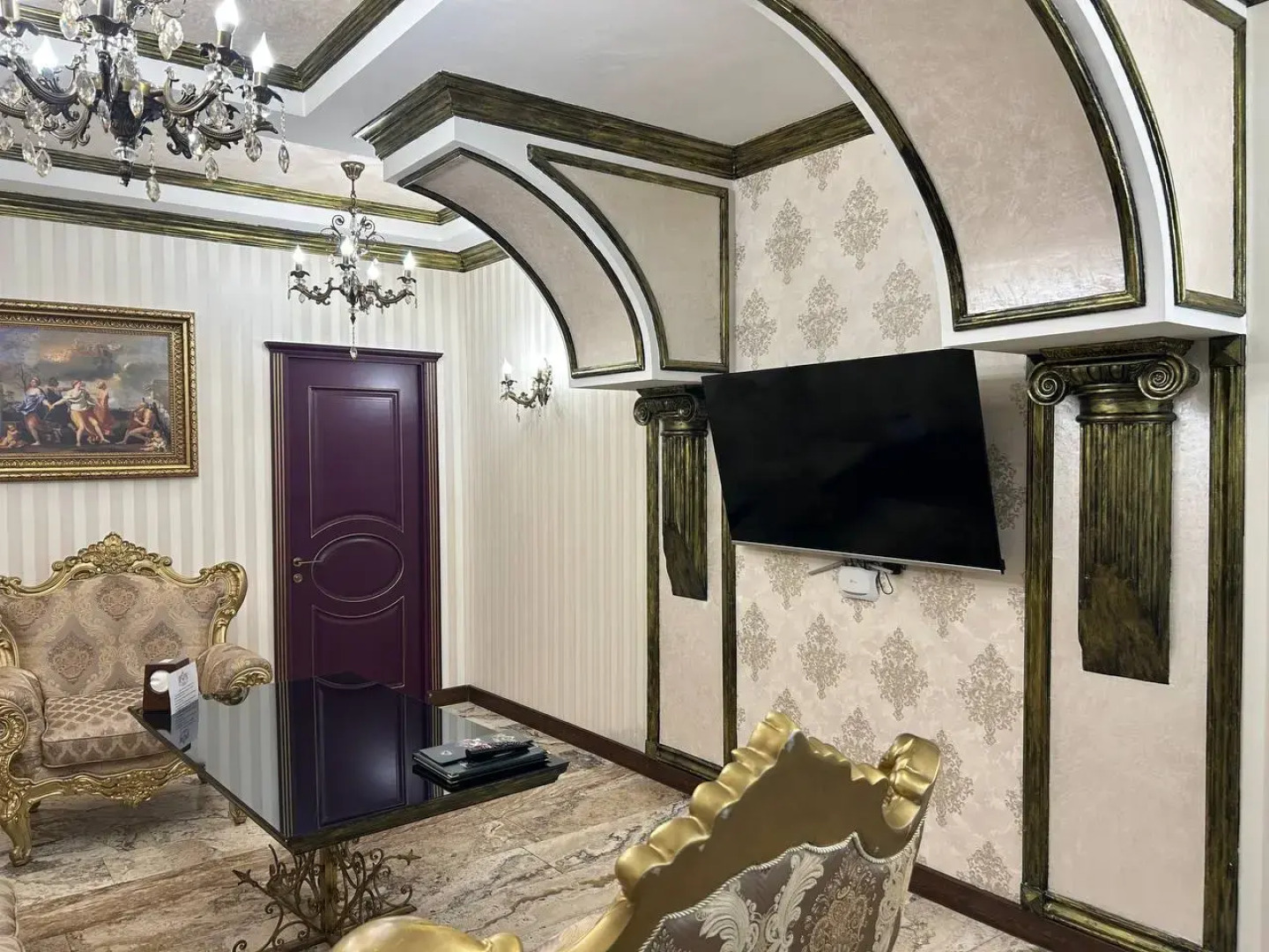 Отель Roma Yerevan & Tours