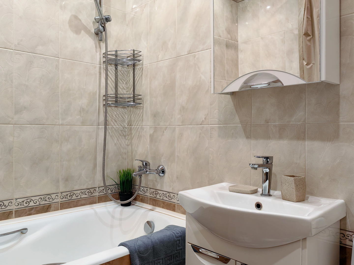 Апартаменты тутживут | LUX | Парк и Стадион