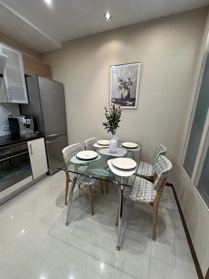 Квартира 2х комнатная у ТЦ Лотос плазы