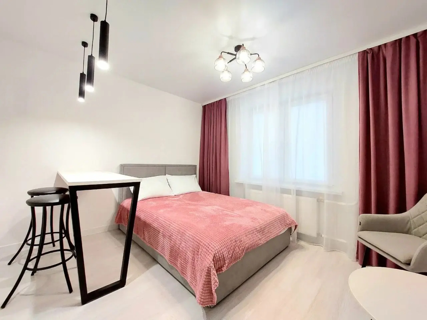 Апартаменты Стильная студия в новом городе Ульяновска у парка Прибрежный