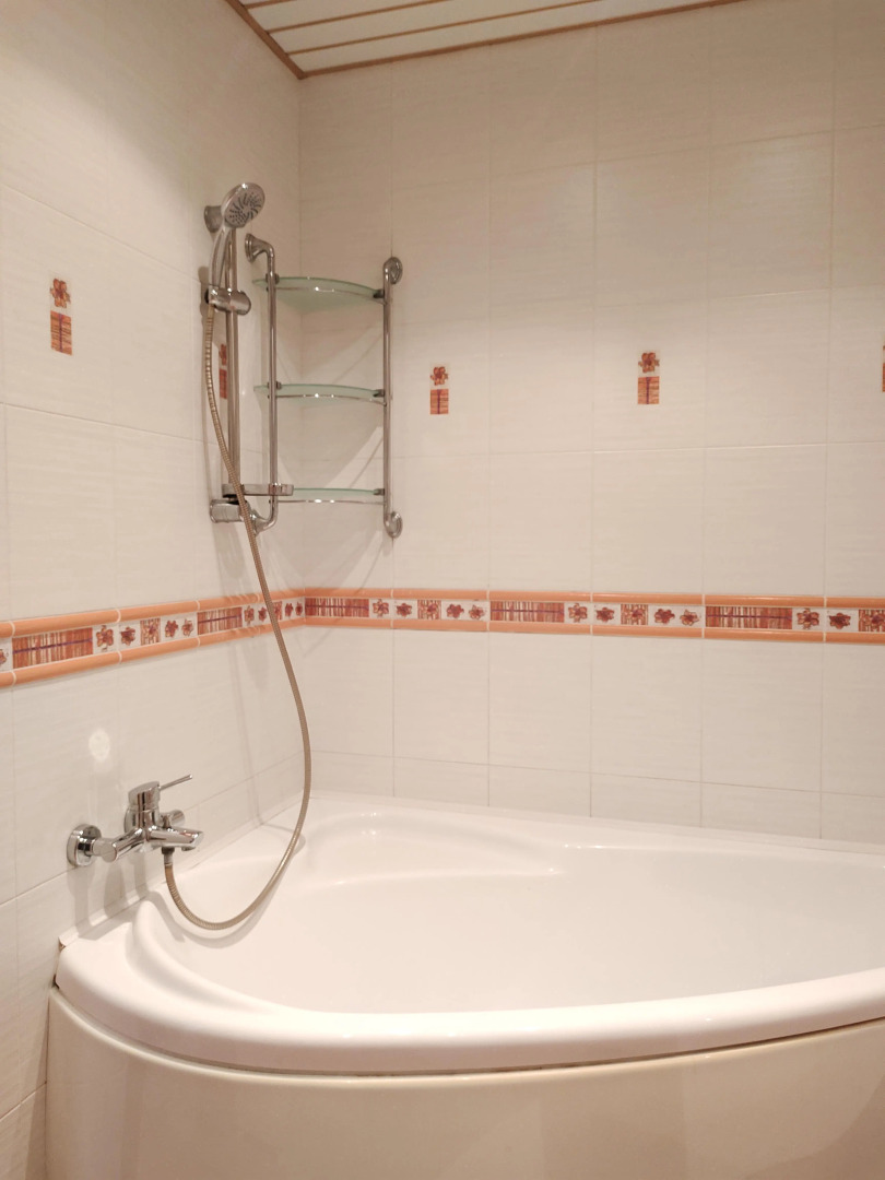 Квартира на Бикбая 23/2. Просторные трёхкомнатные апартаменты на 6 гостей.