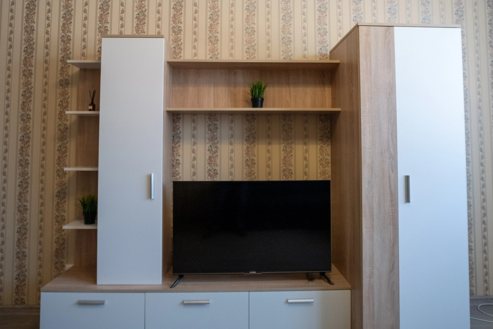 Апартаменты большая двухкомнатная квартира на пятерых