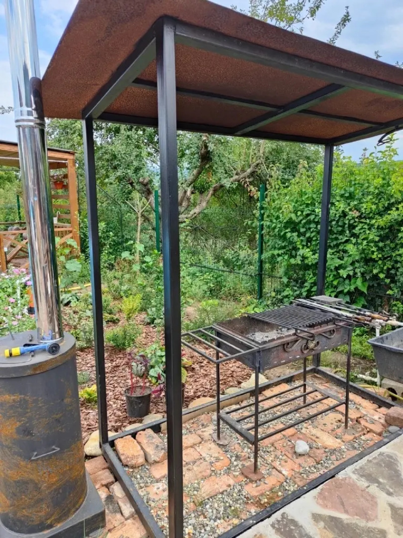 Гостевой Дом на Улице Хуторская 8