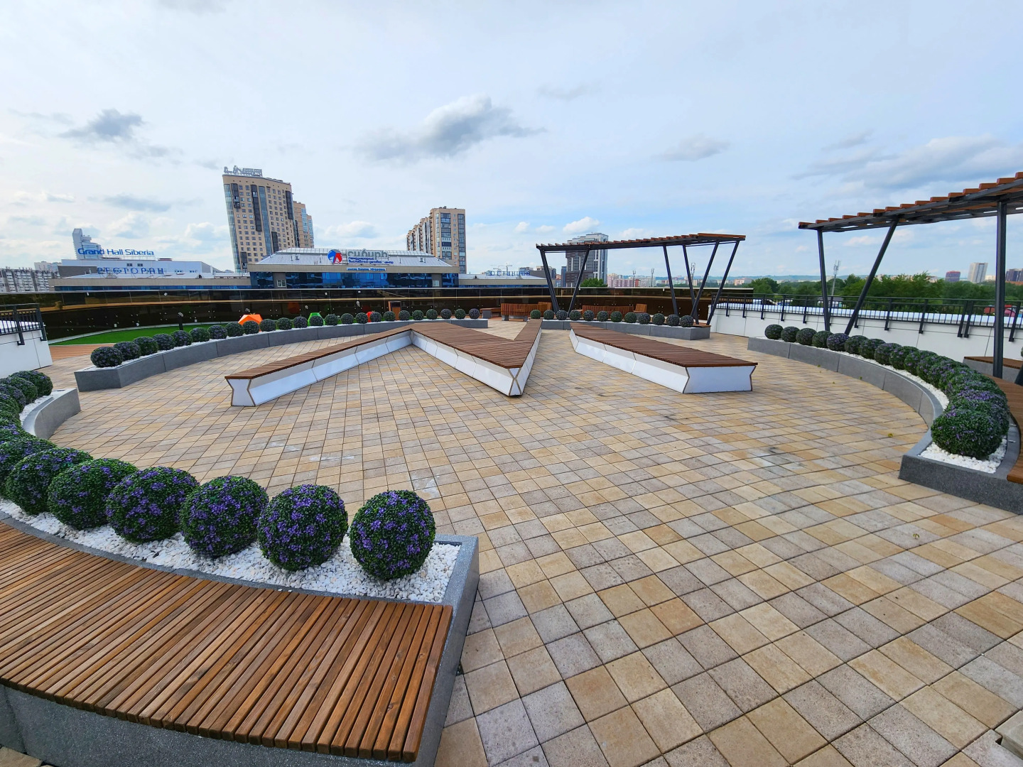 Апартаменты Comfort Home Вип в Метрополис