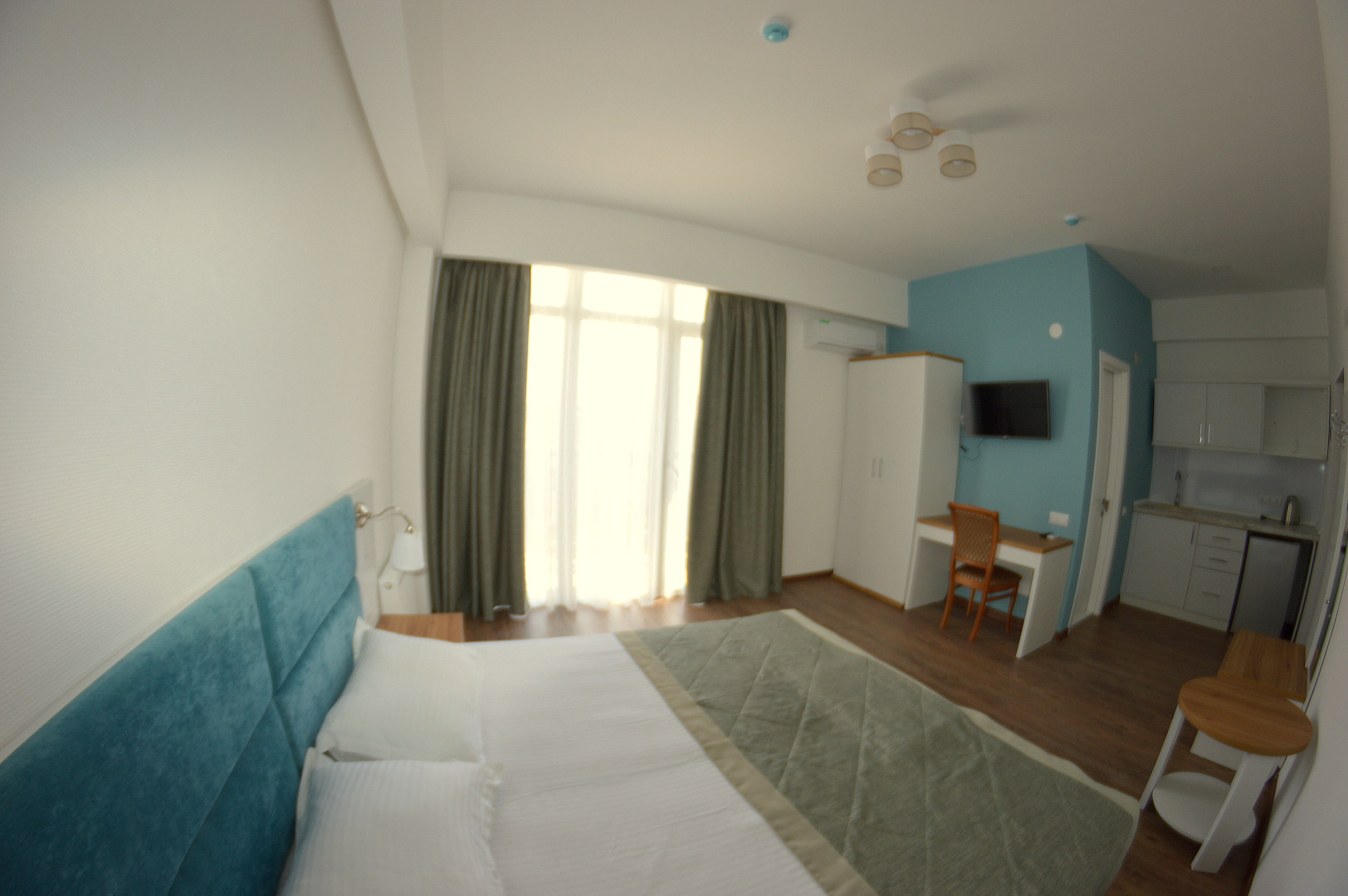 Отель Черноморский