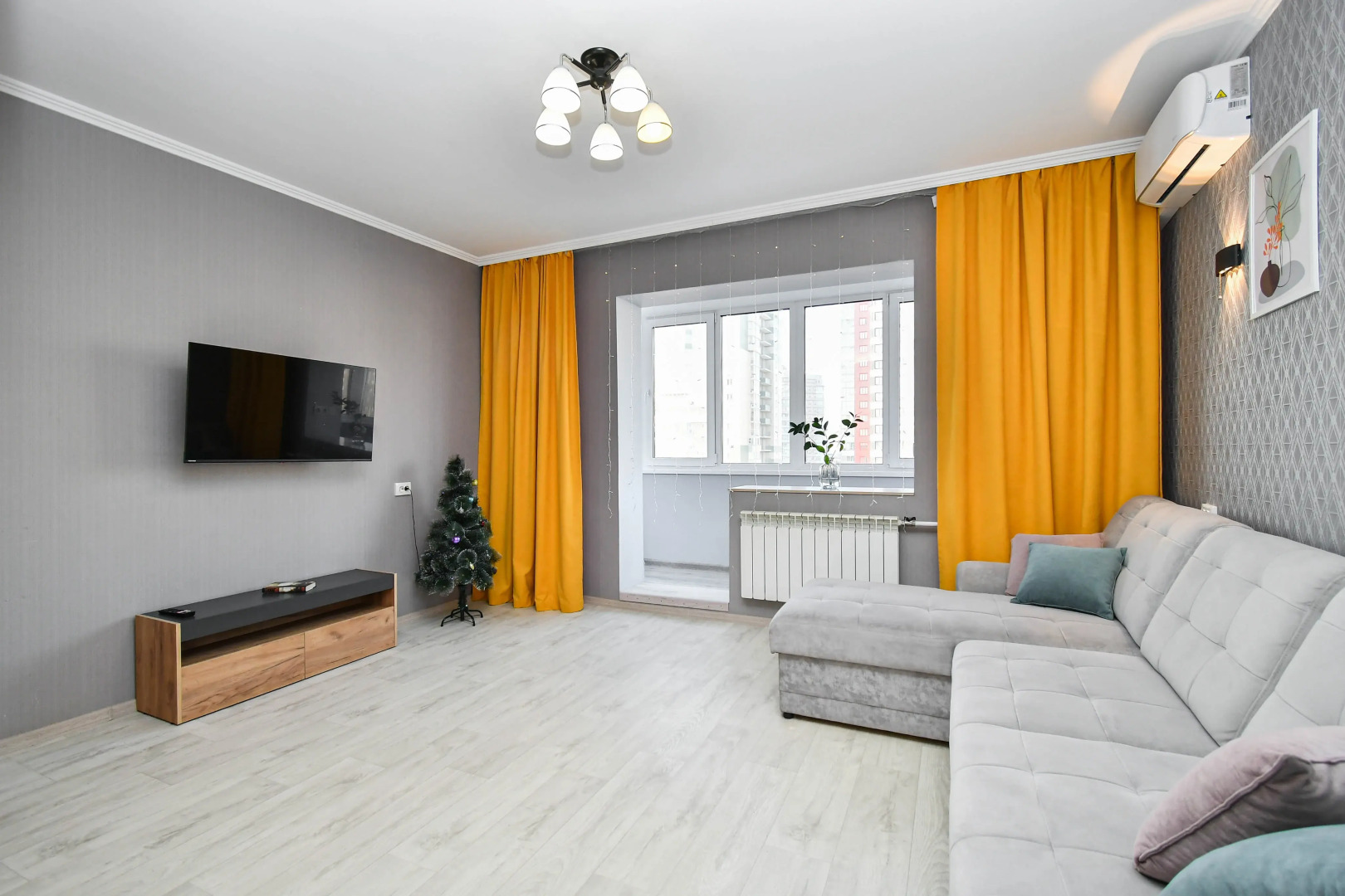 Квартира 1 комнатные возле ТРЦ Планета