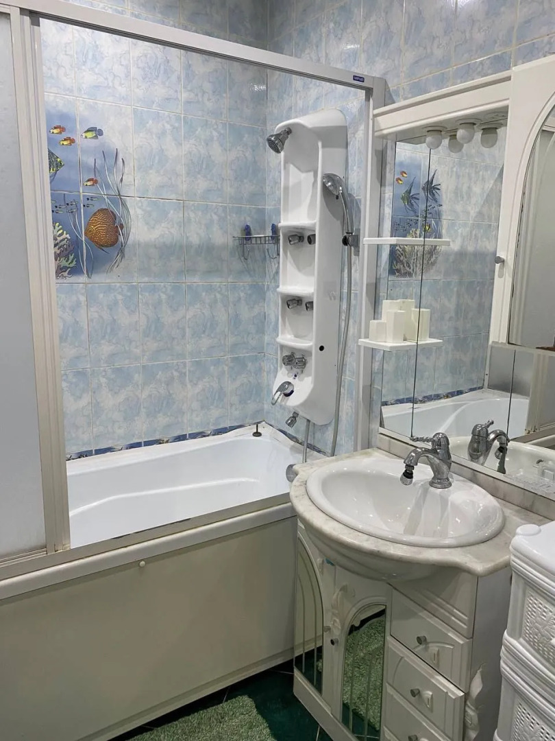 Квартира Dukat у озера Школьное