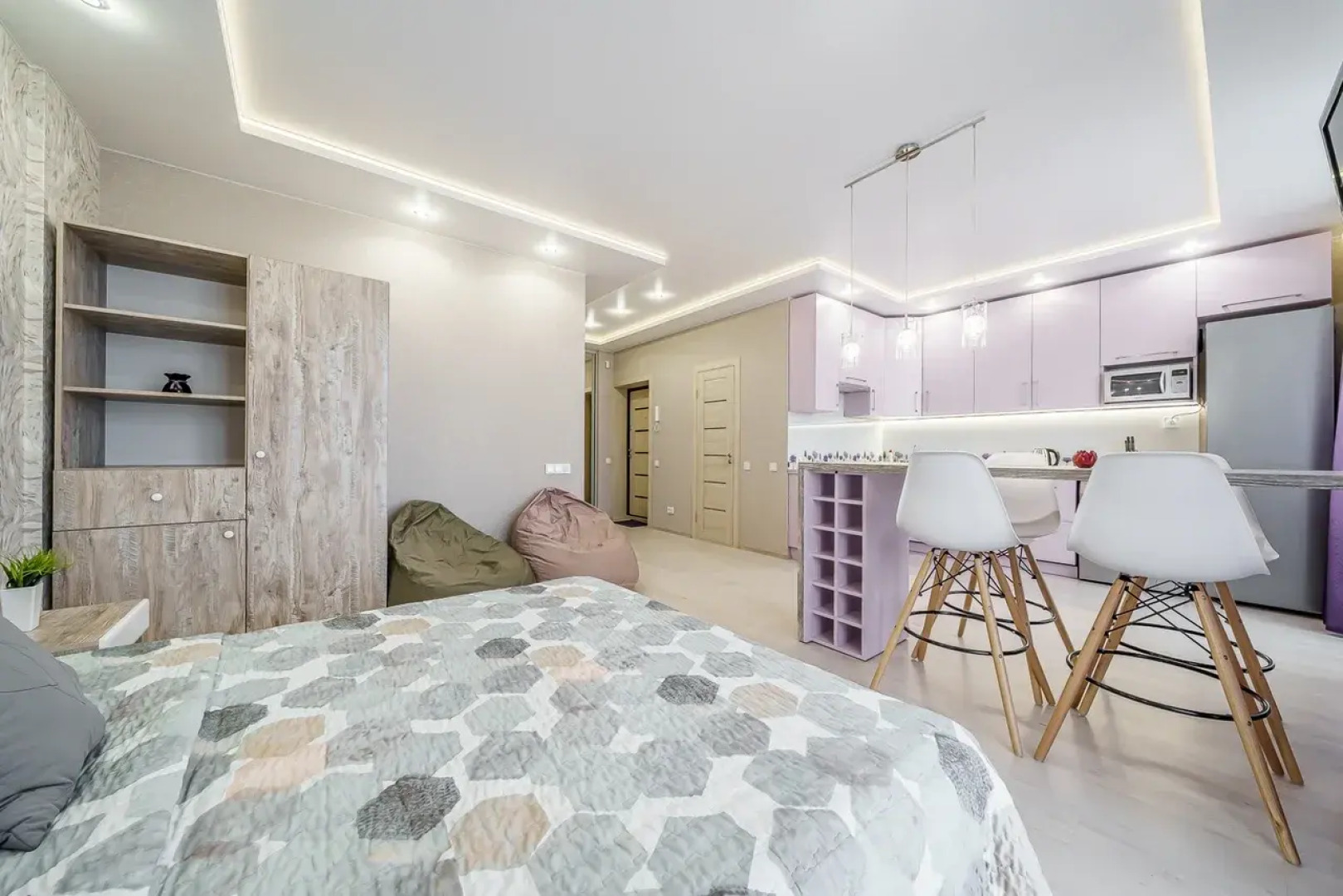 Апартаменты В новостройке на высоком этаже